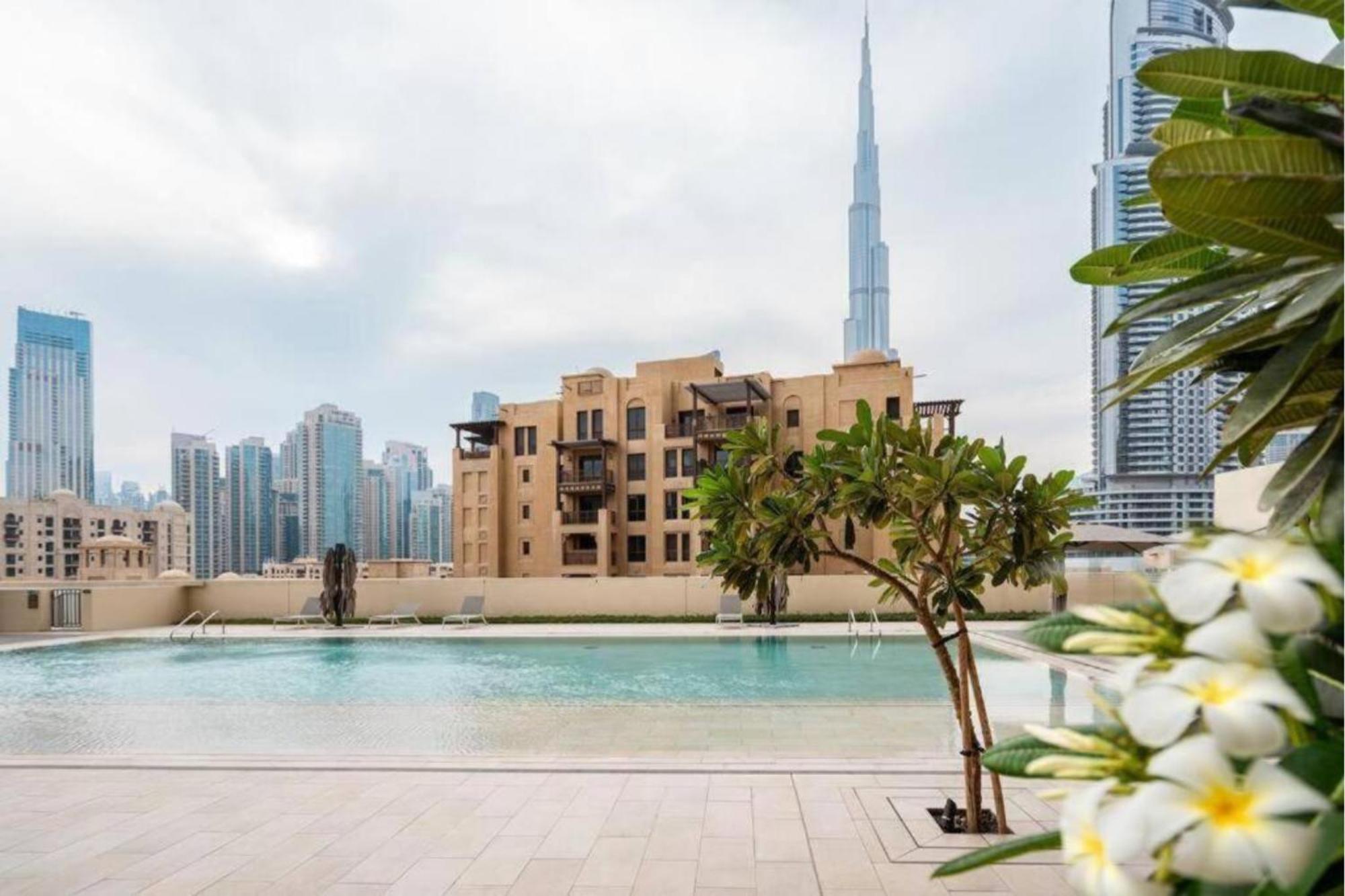 Burj Khalifa View - Exceptional 2 Bedroom Apartment Dubai