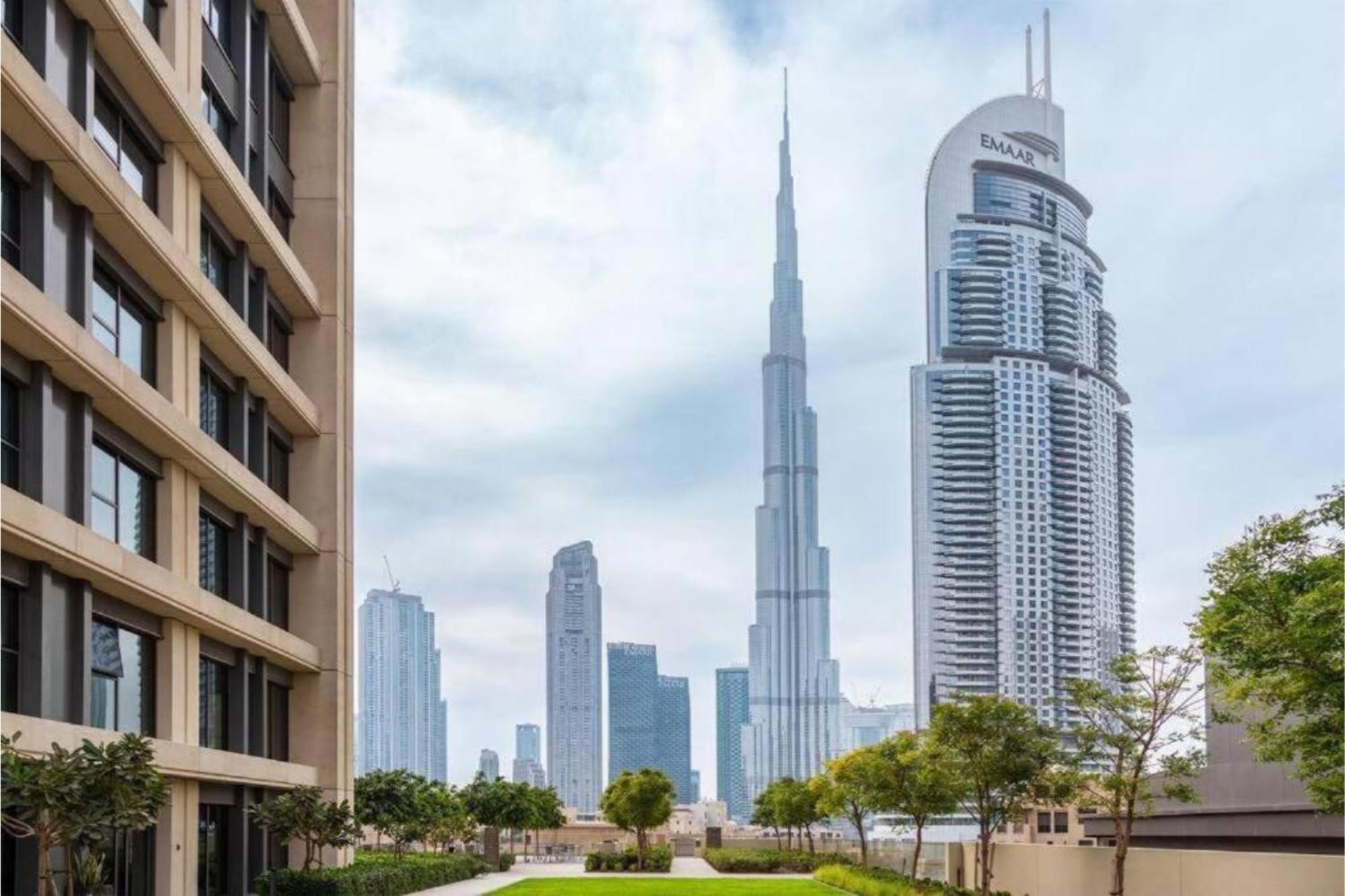 Burj Khalifa View - Exceptional 2 Bedroom Apartment