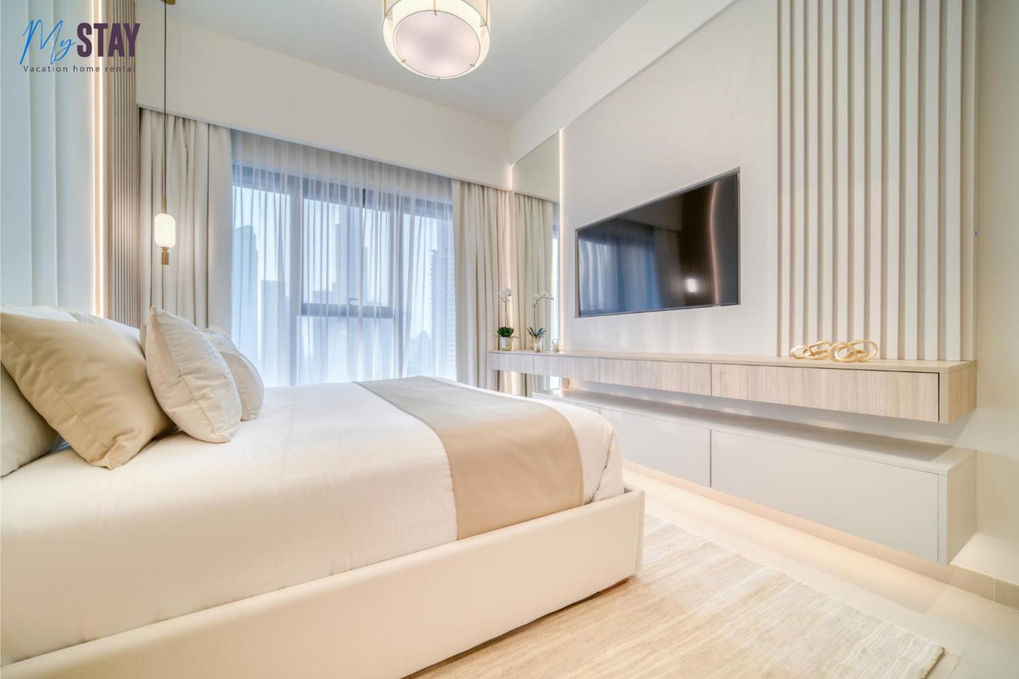 Burj Khalifa View - Exceptional 2 Bedroom Apartment Dubai