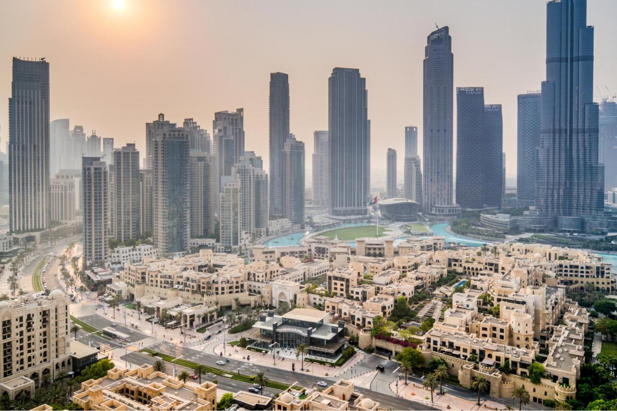 Burj Khalifa View - Exceptional 2 Bedroom * Dubai
