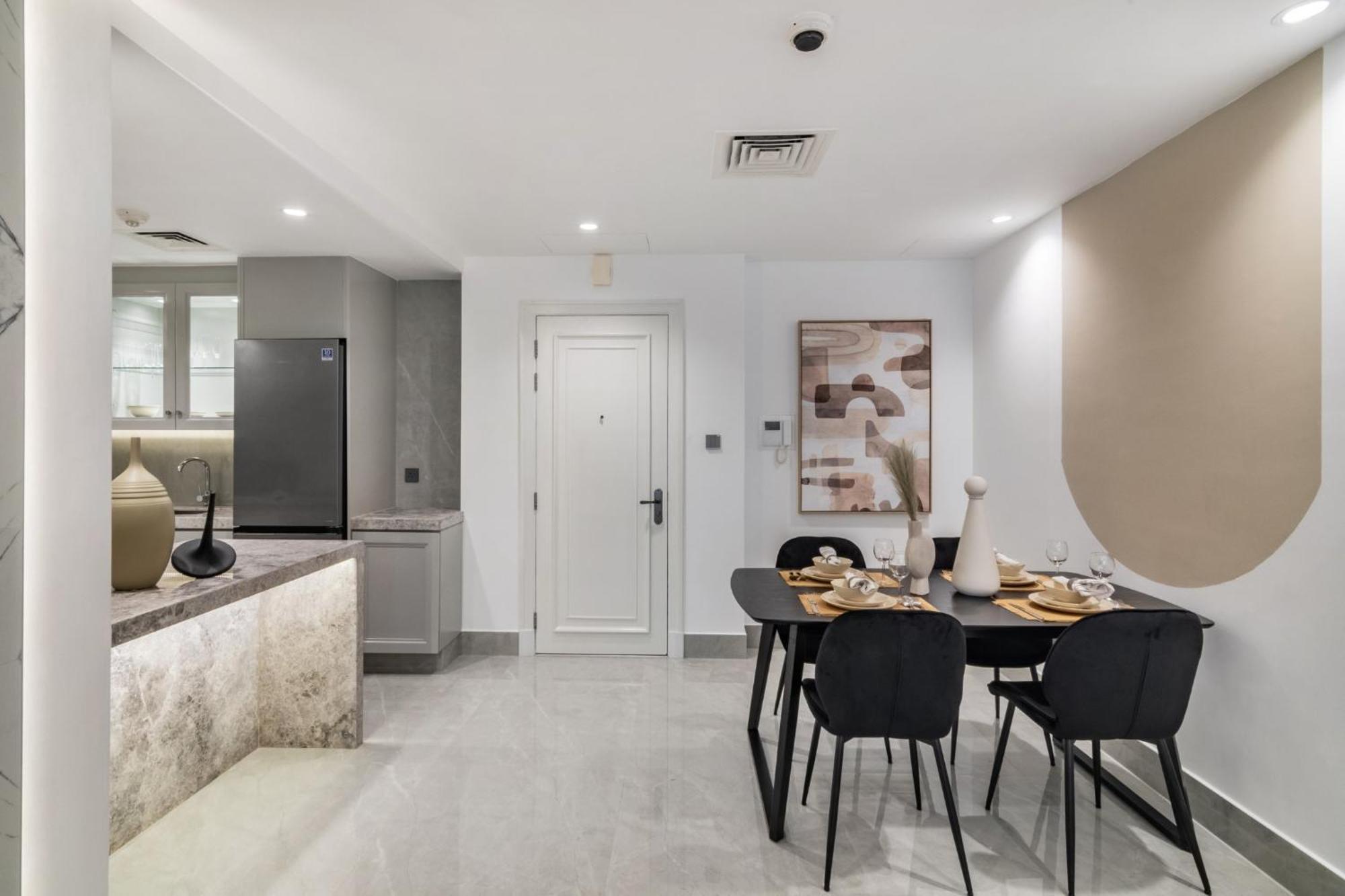The Smart Concierge - Reehan 8 Dubai