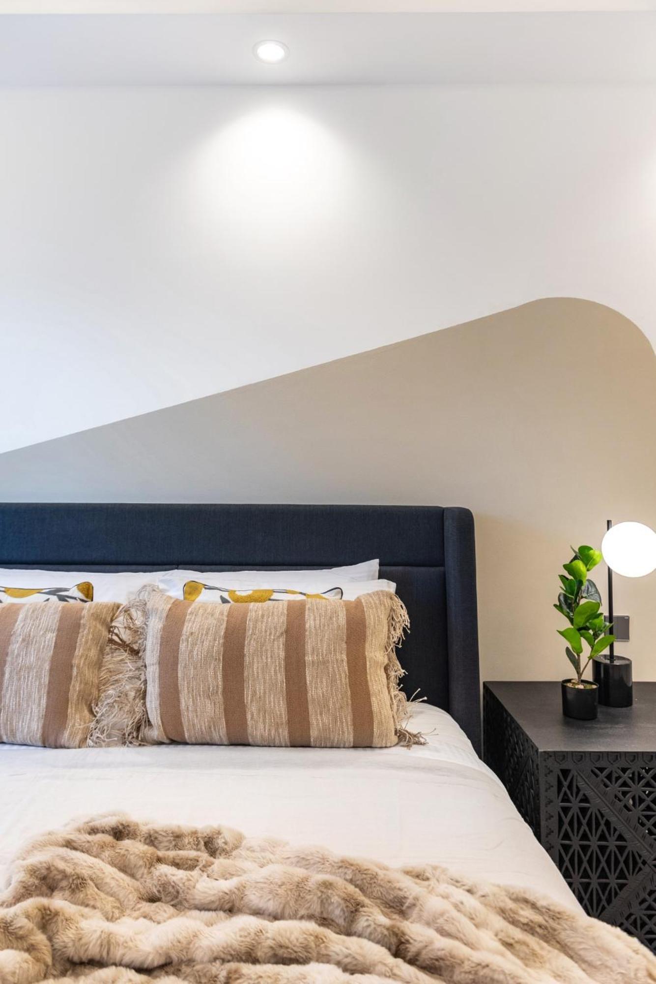 The Smart Concierge - Reehan 8 * Dubai