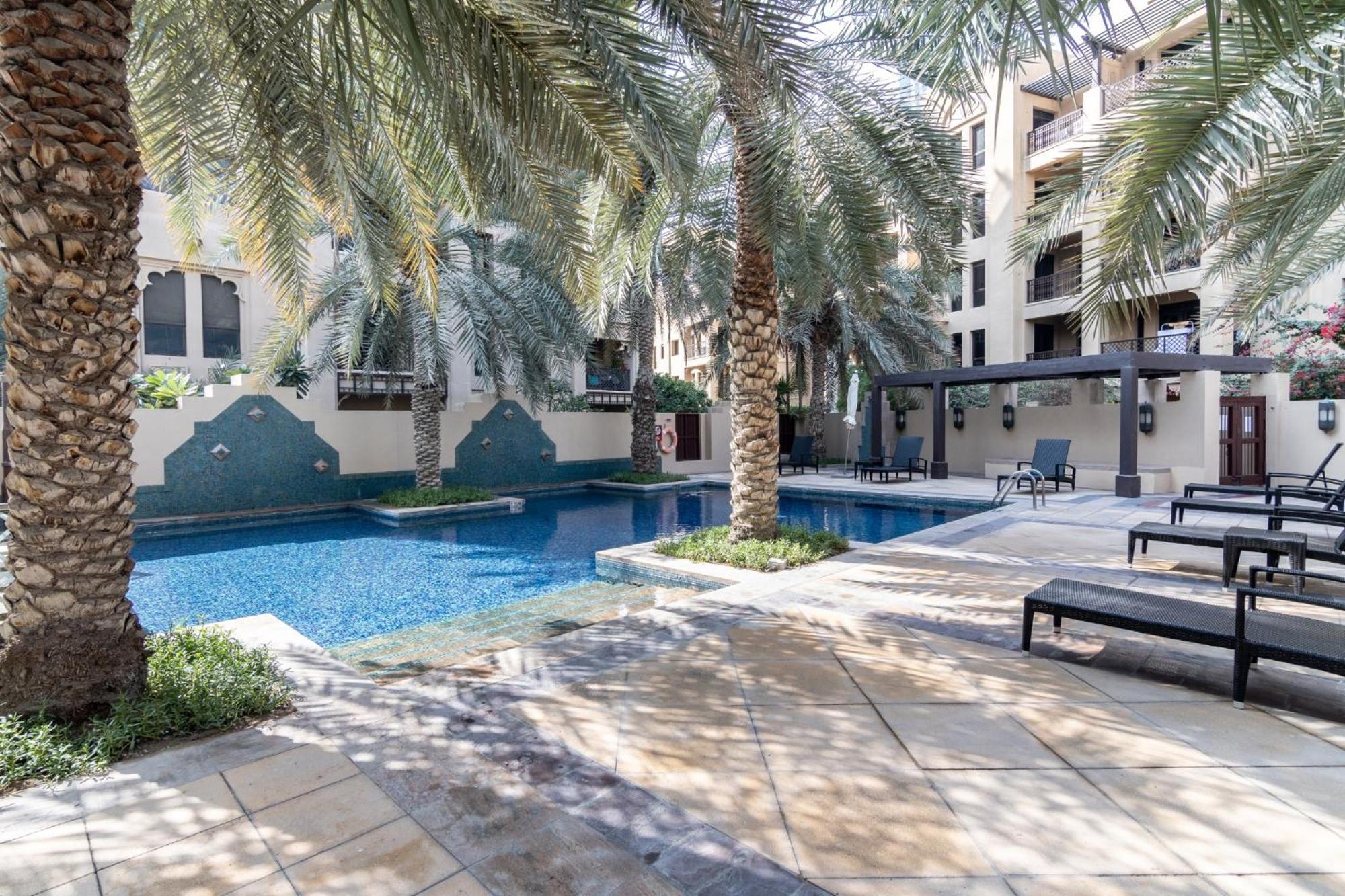 The Smart Concierge - Reehan 8 Apartment