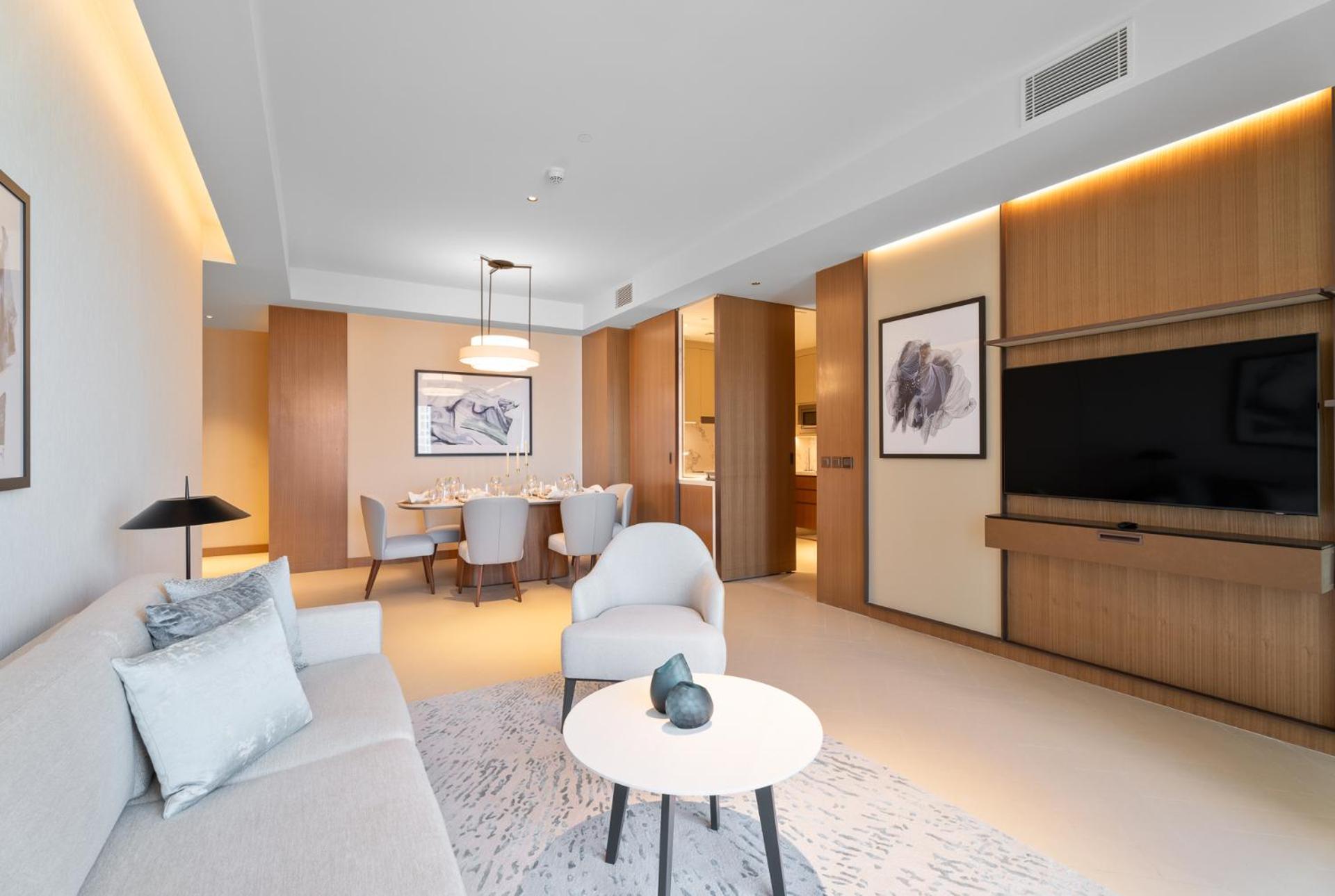 Apartment Nasma Luxury - The Height Of Luxury In 3br With Burj Views Dubai