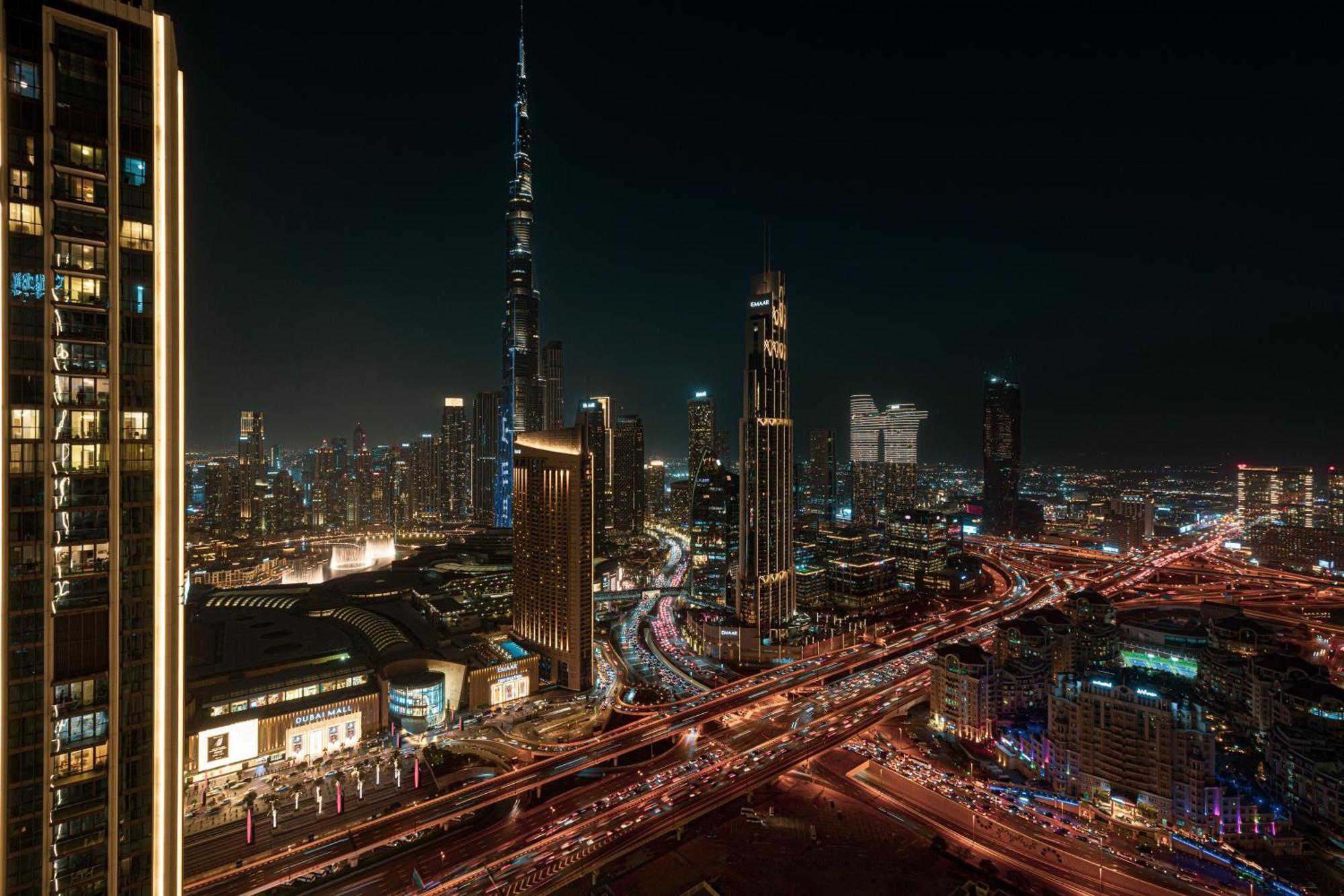 Magnificent - Luxurious 3+ 1 Bedroom With Burj Khalifa View Dubai
