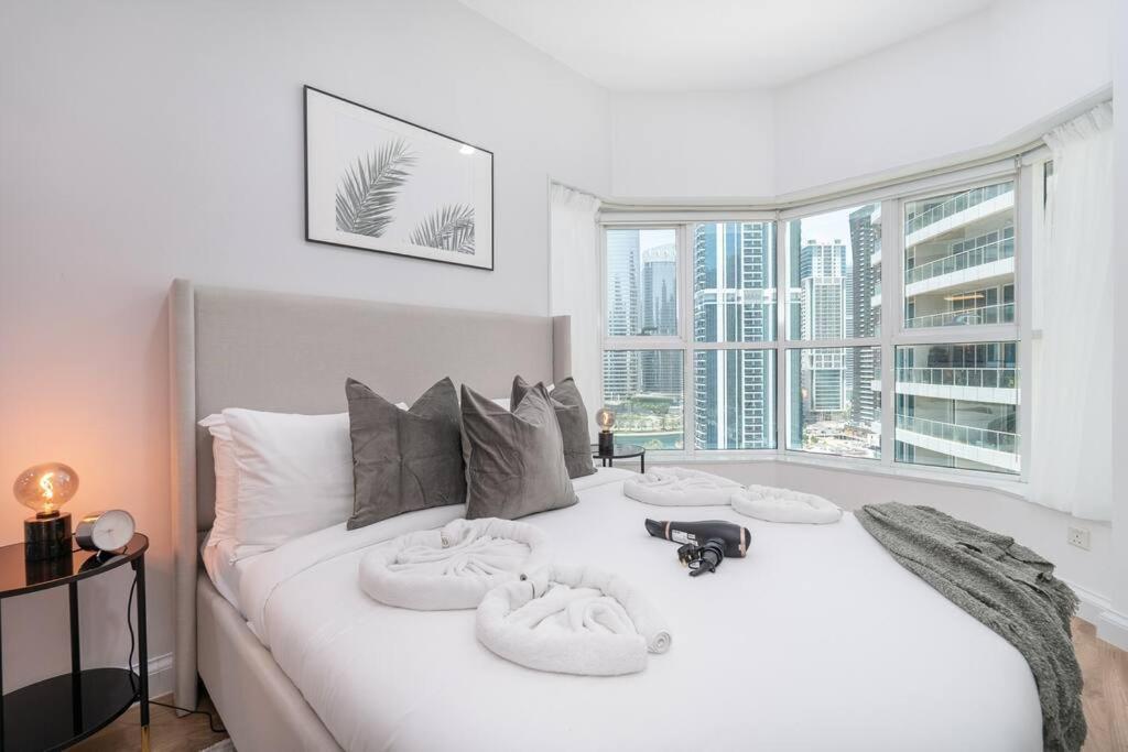 Havn - With Views In Gate, Jlt Daire