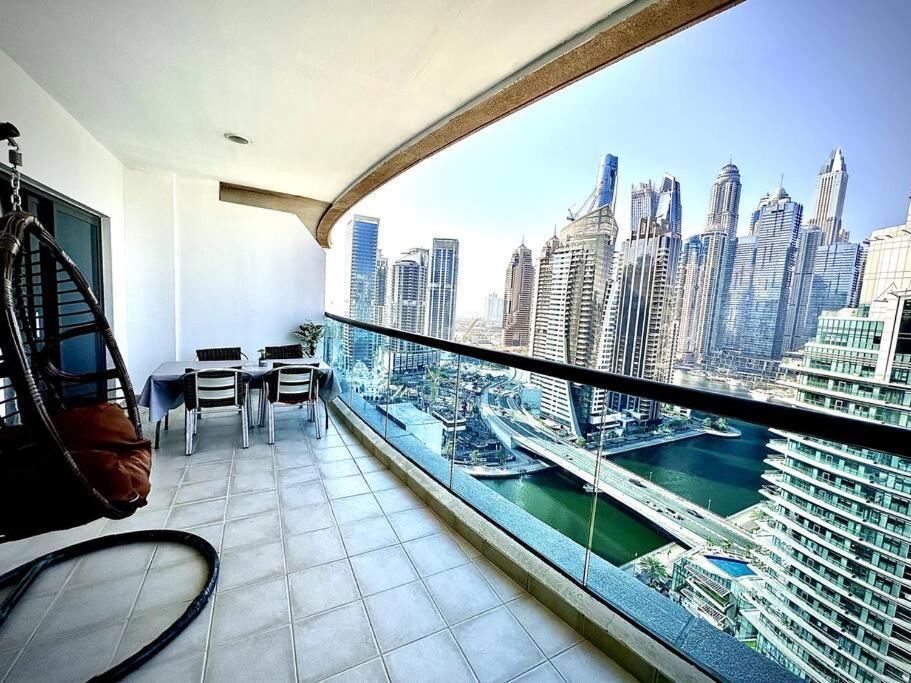 Luxury One Bedroom ! Dubai