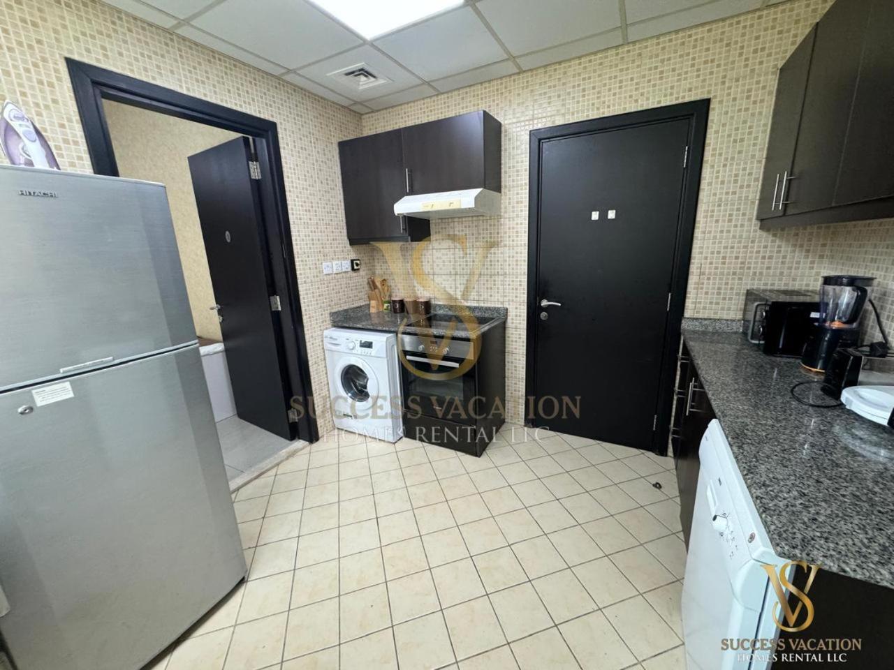 Marina , Success Luxury Apartments, Near Jbr And Metro Station-daily Free Housekeeping Included Dubai