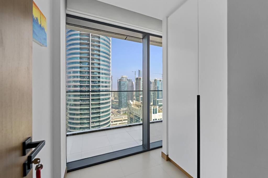 First Class 1br Vida Vista Elegance Apartment *