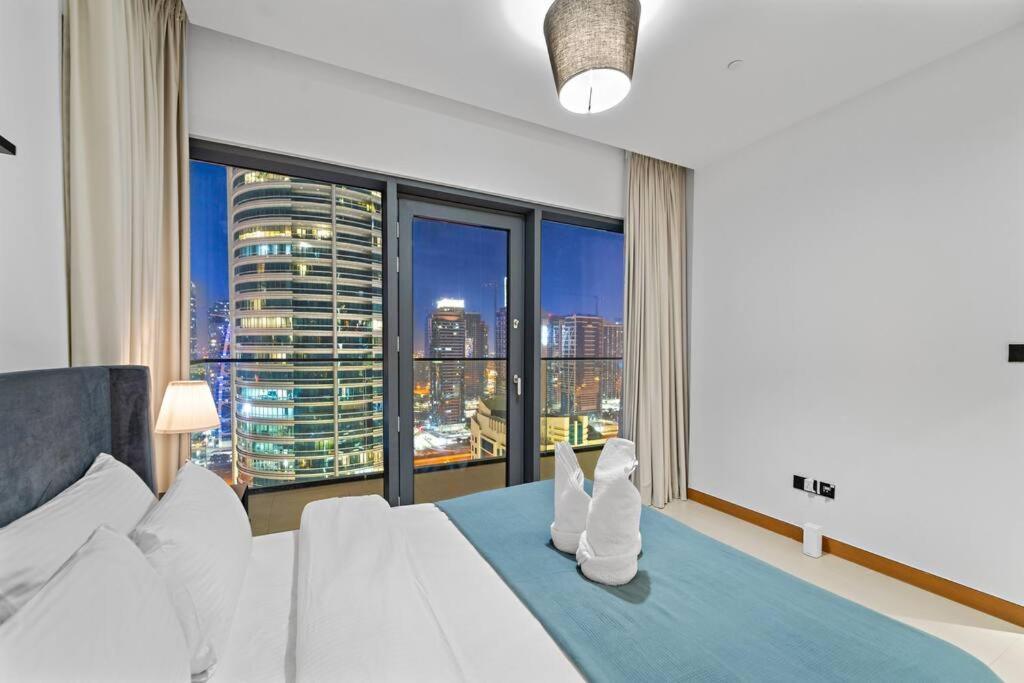 First Class 1br Vida Vista Elegance