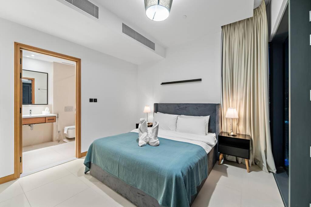 First Class 1br Vida Vista Elegance Apartment Dubai
