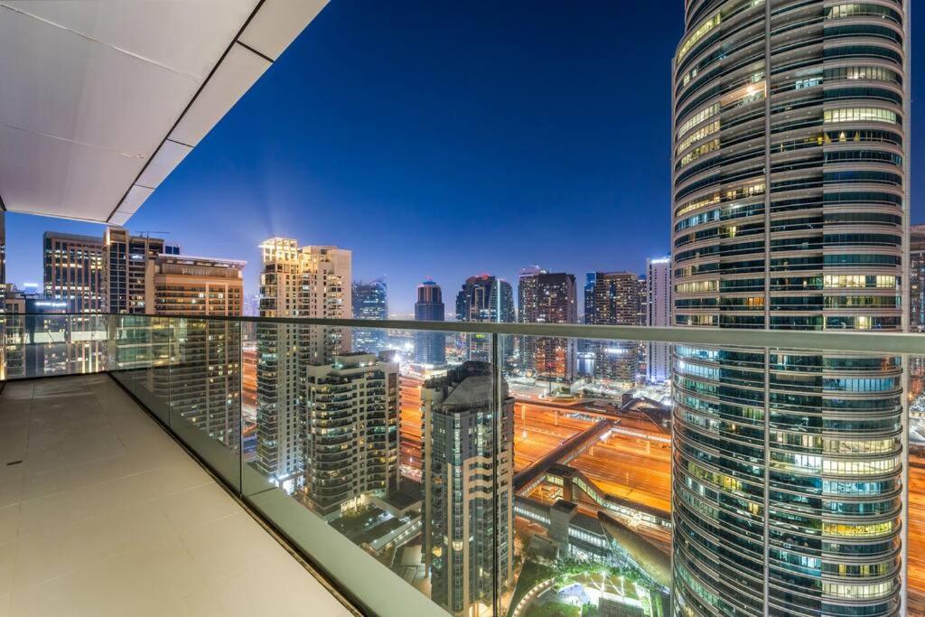 First Class 1br Vida Vista Elegance Dubai