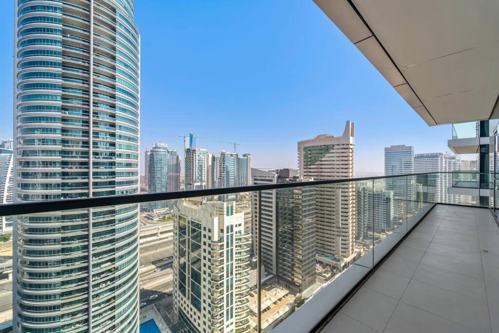 Apartment First Class 1br Vida Vista Elegance
