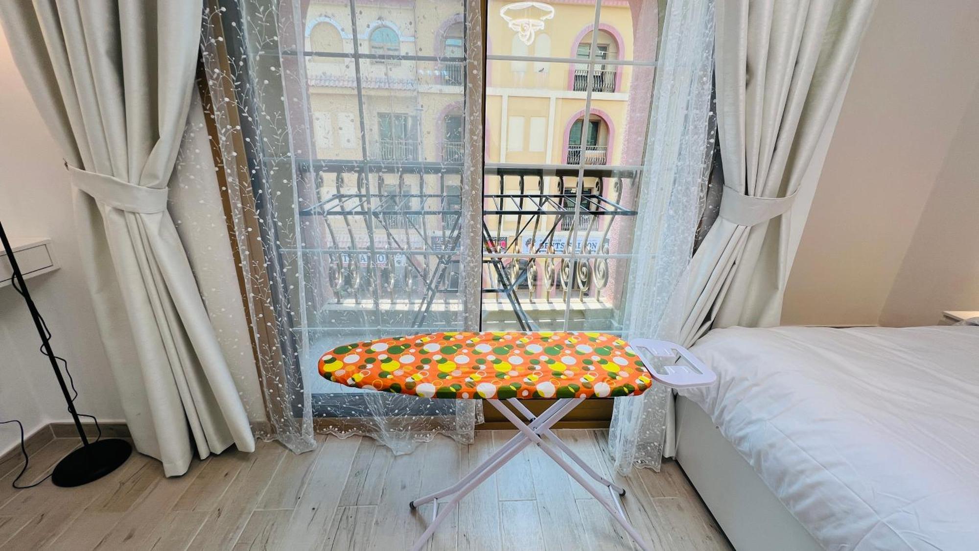Daire Spacious Furnished With Balcony Spain Cluster International Dubai