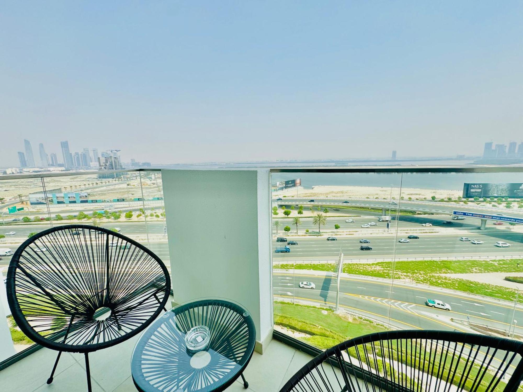 Venduras - Skyline View Farhad Azizi Al Jaddaf Dubai