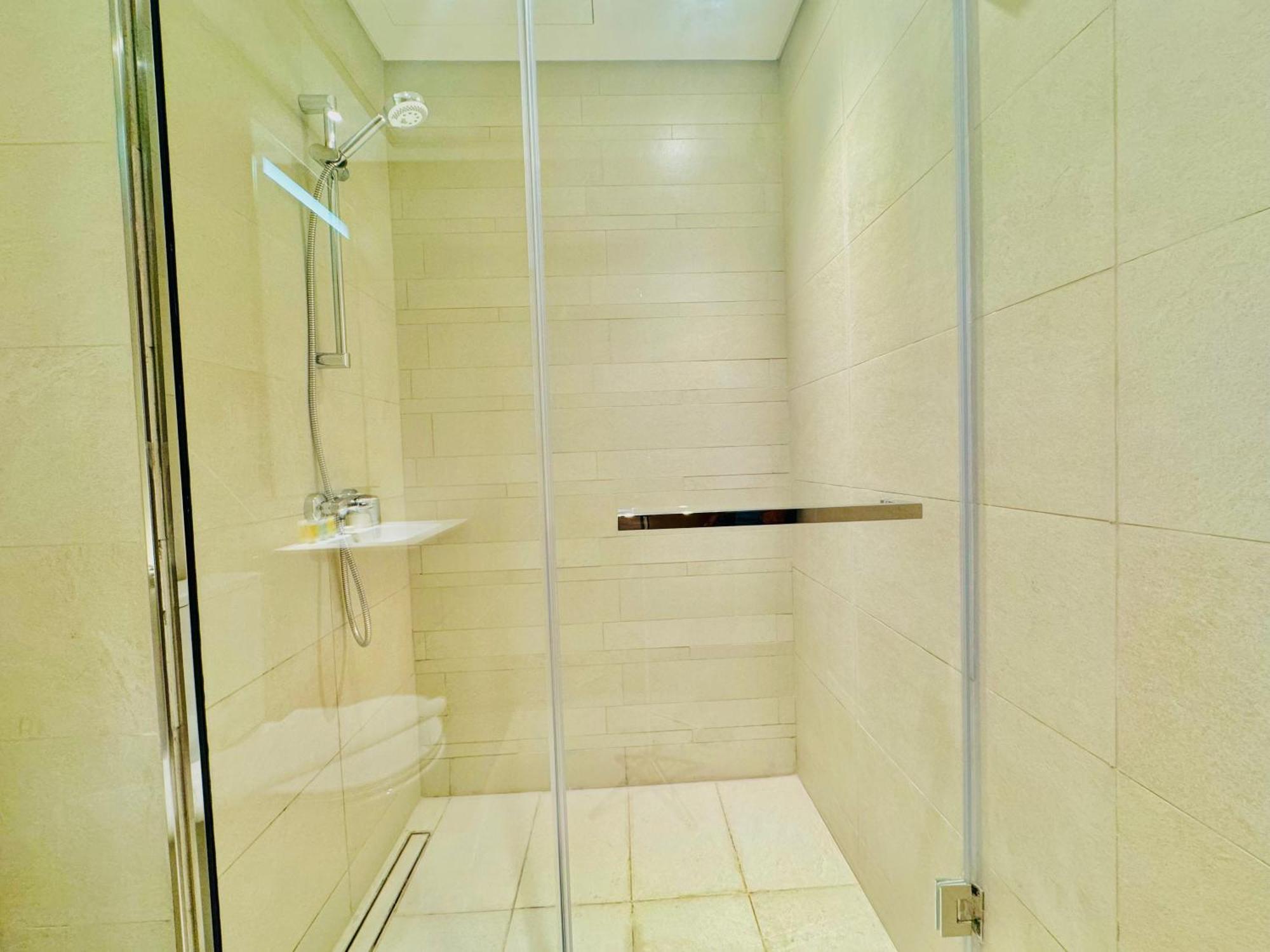 Apartment Venduras - Skyline View Farhad Azizi Al Jaddaf Dubai