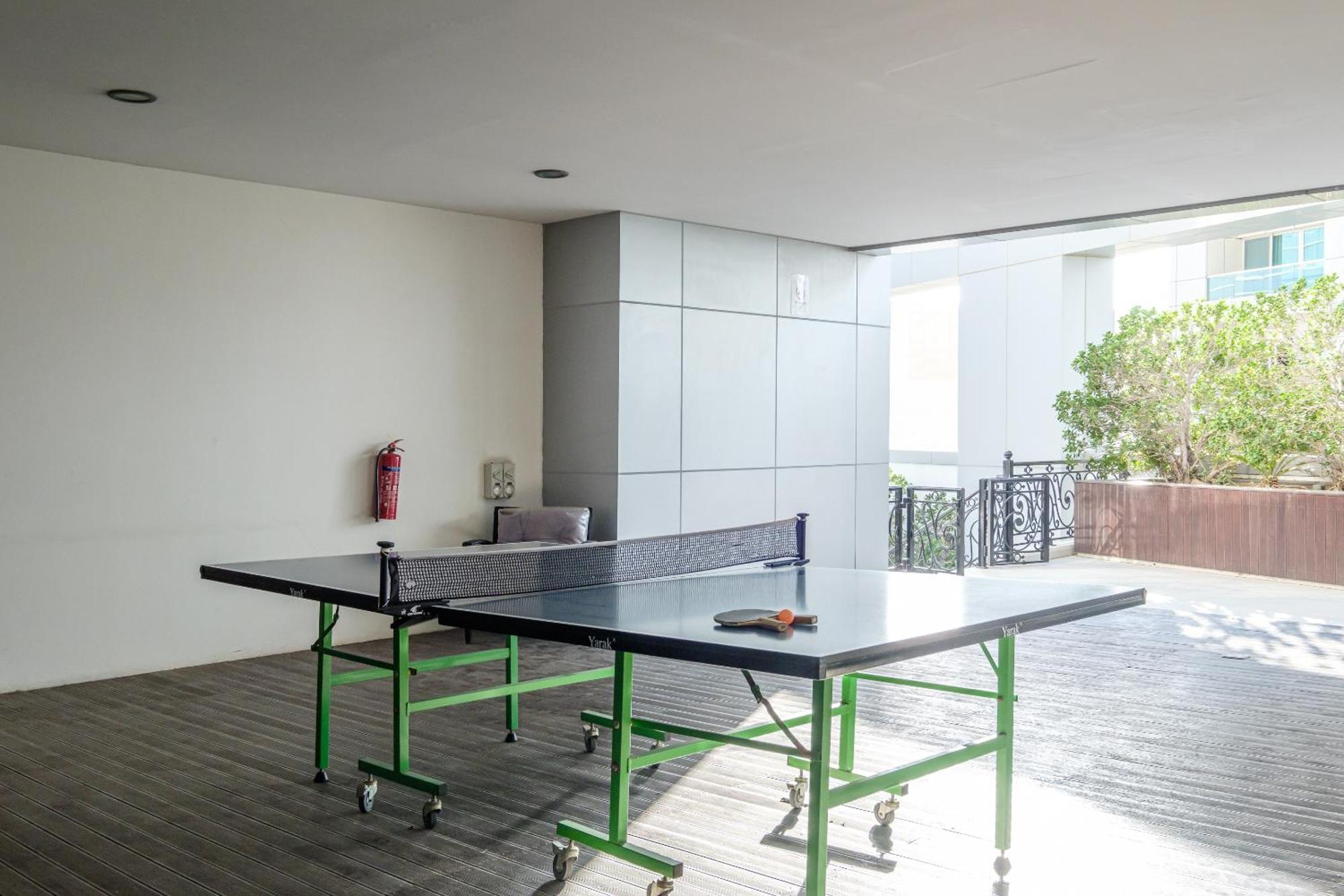 Marina & Views, Pool, Art Haven! Near Cafes Apartment Dubai