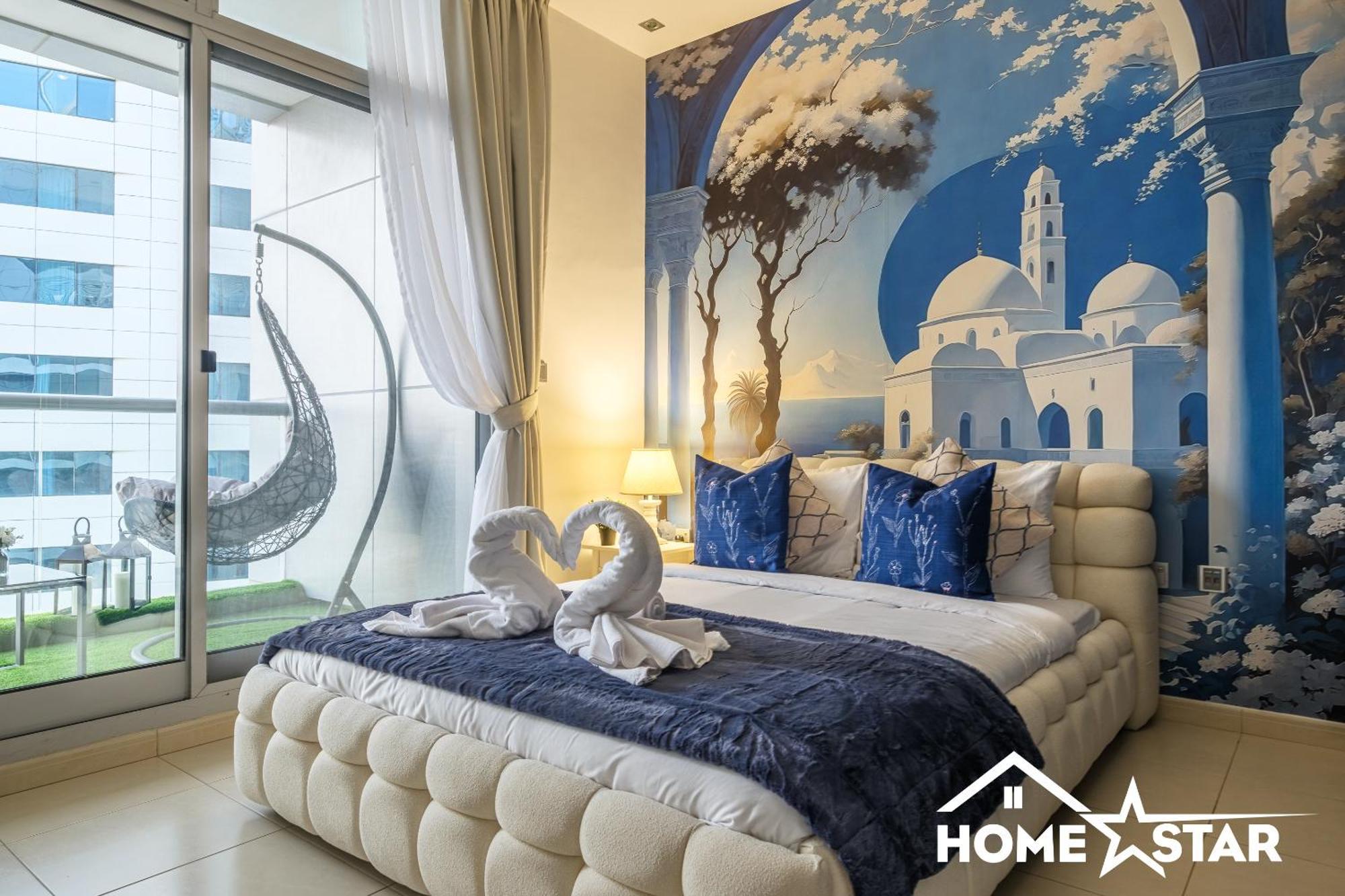 Marina & Views, Pool, Art Haven! Near Cafes * Dubai