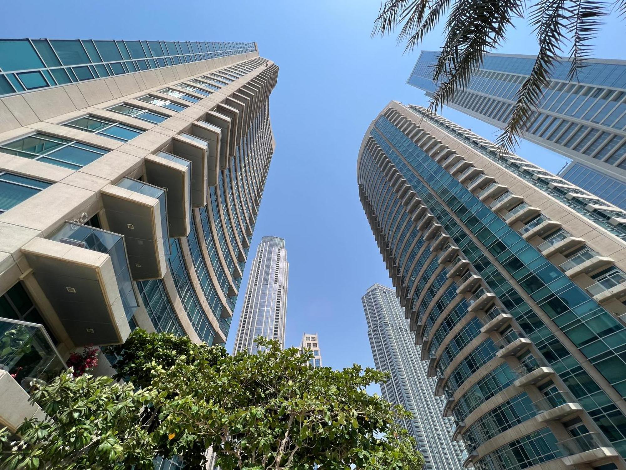Apartment New Ultimate 5 Min Walk From Mall Lofts Tower 5 Pax