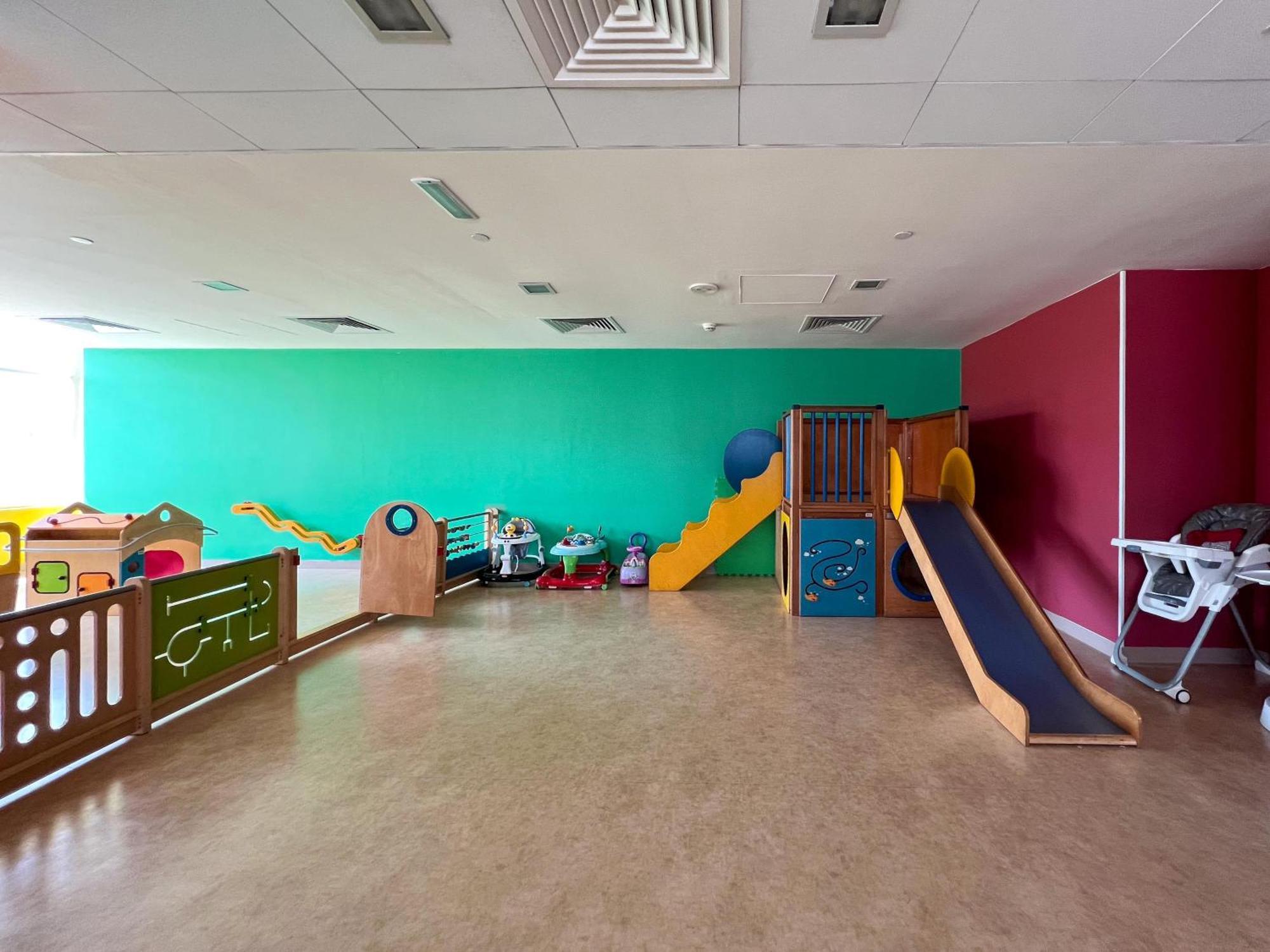 New Ultimate 5 Min Walk From Mall Lofts Tower 5 Pax Apartment Dubai