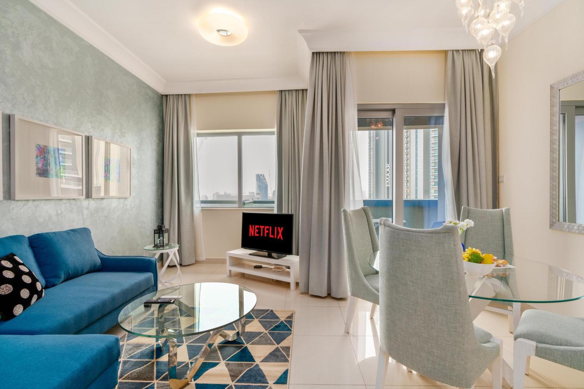 Vacay Lettings - Damac Maison Signature Tower * Dubai