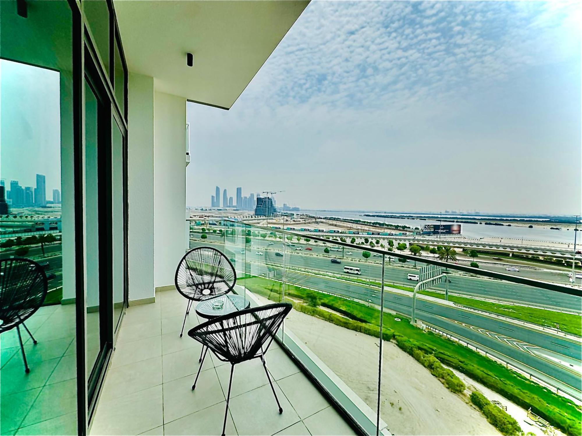 Apartment Venduras - Skyline View Farhad Azizi Al Jaddaf *