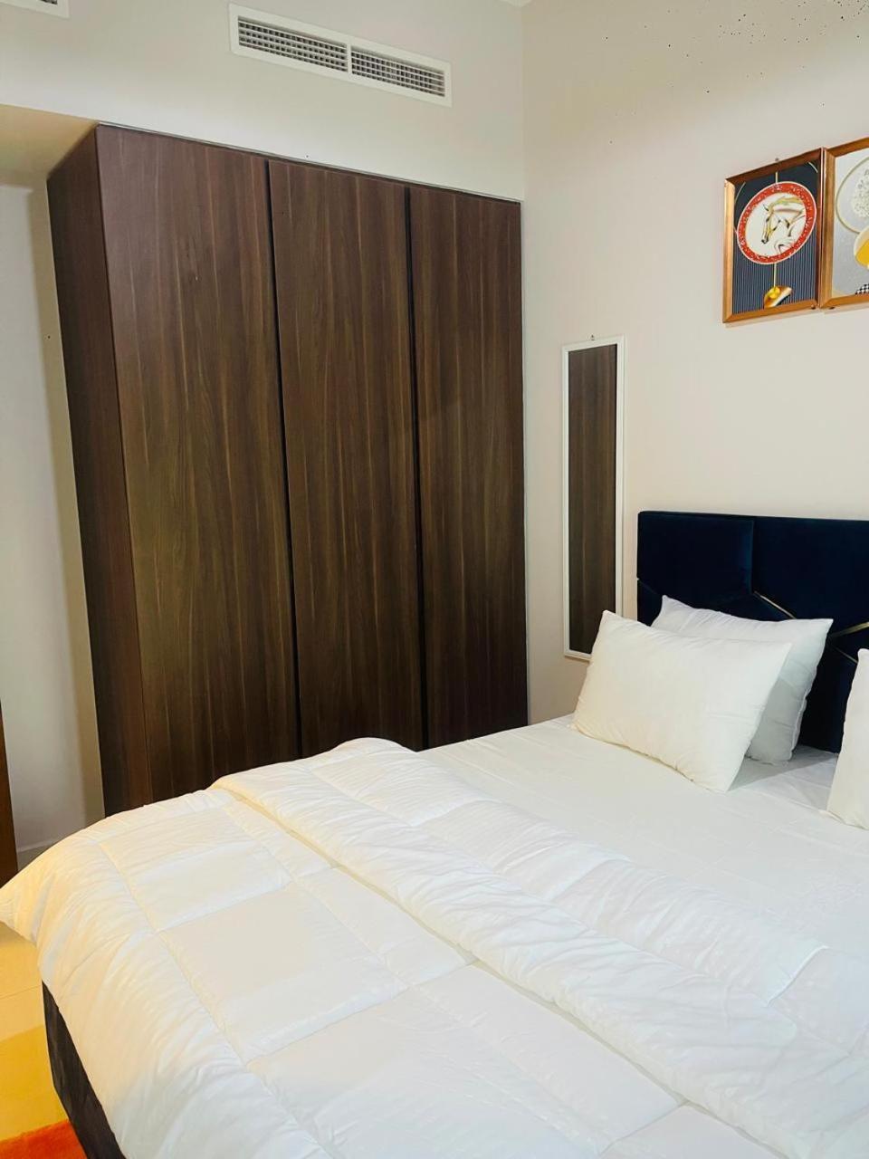 Luxury 1 Bhk In Reva Business Bay Holiday home Dubai