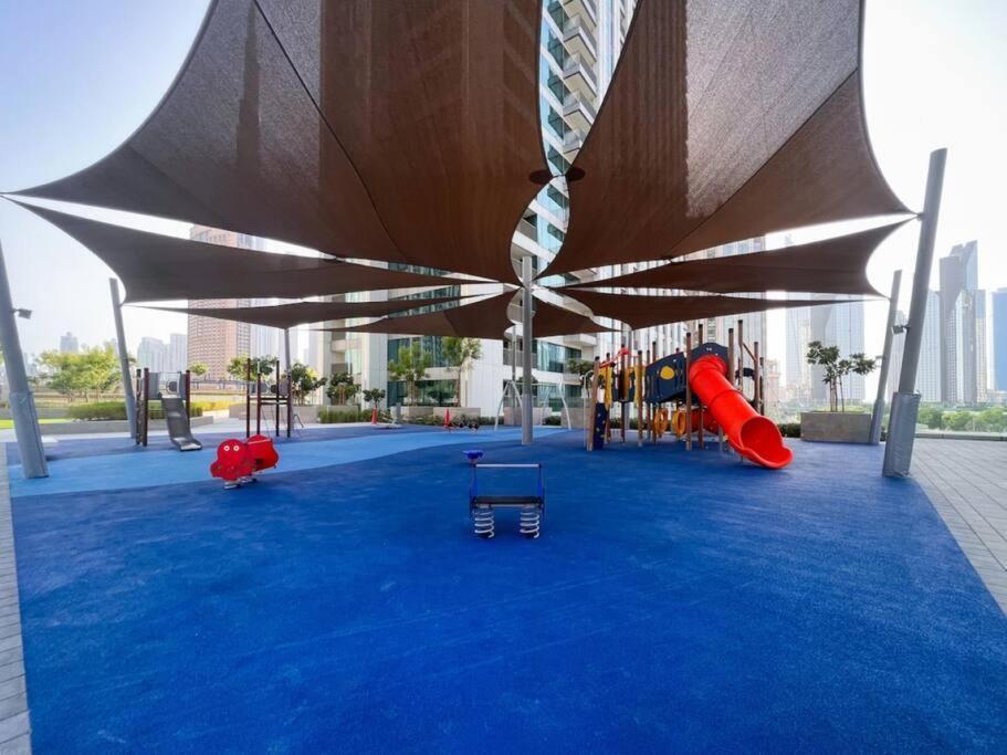 Luxury And Elegant 2br With Burj Khalifa View Dubai