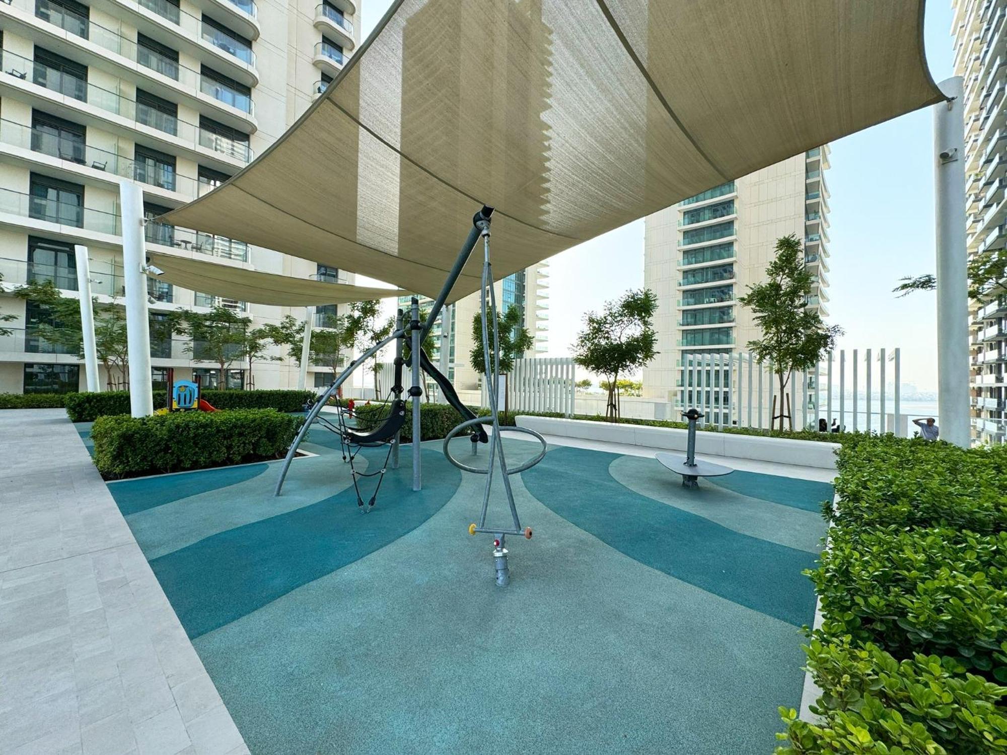 2br Beachfront With Stunning Marina View Apartment *