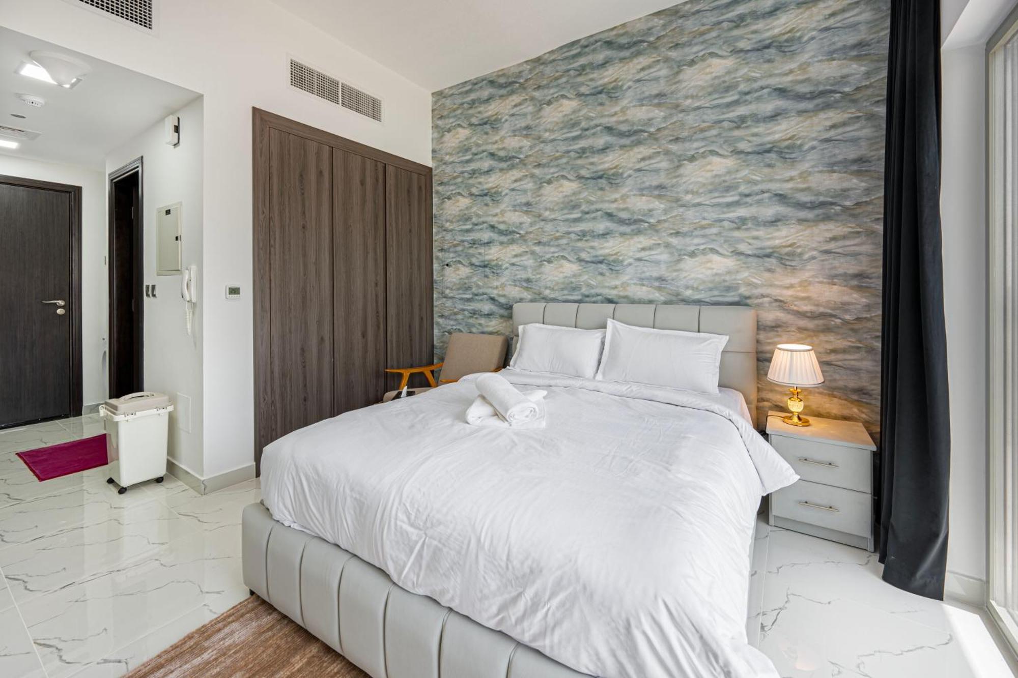 Daire Sleek & Spacious In Dubailand