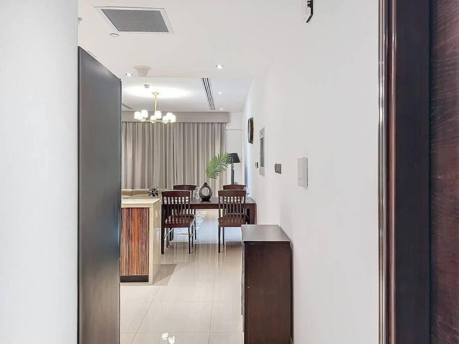 Tick - King Skyline View With Pool & Sauna Apartamento
