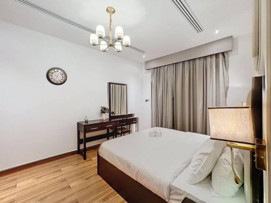 Tick - King Skyline View With Pool & Sauna Apartamento Dubai