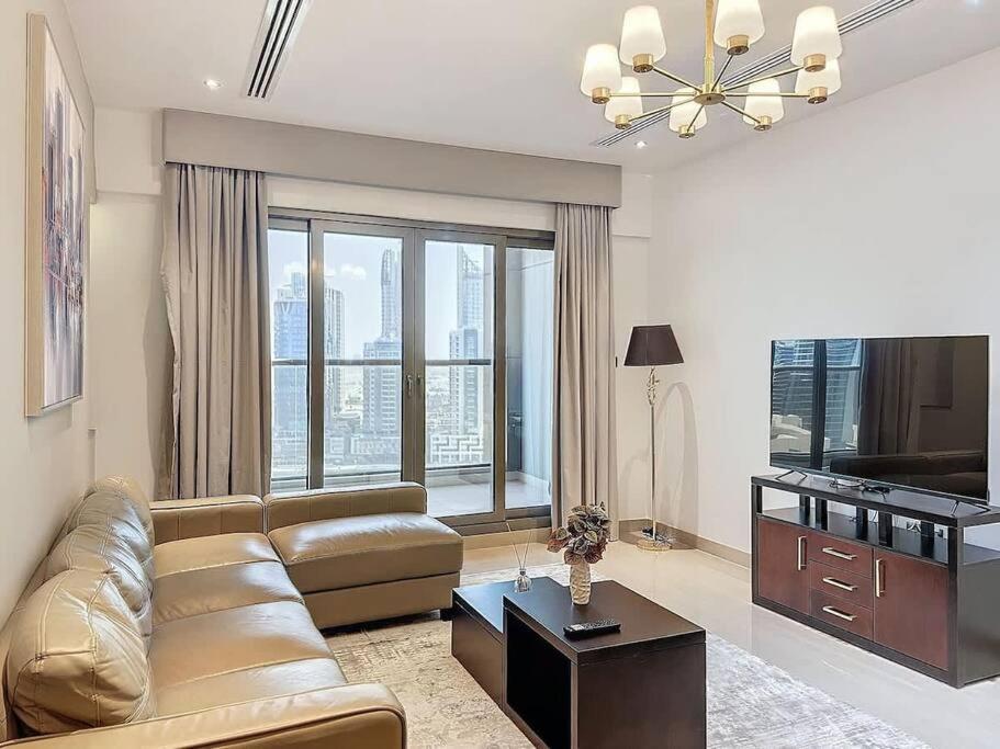 Tick - King Skyline View With Pool & Sauna Dubai