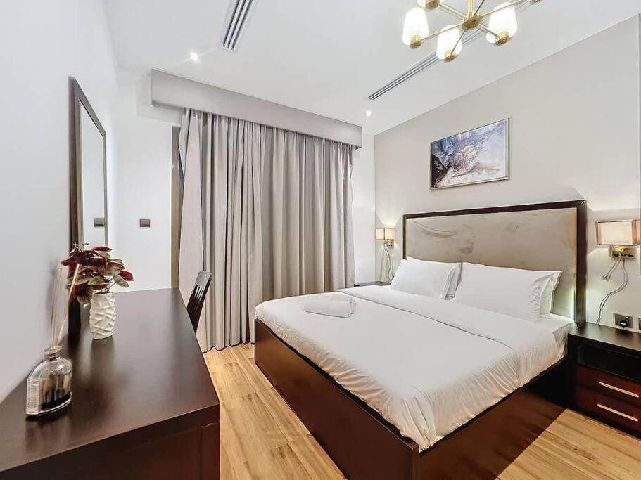 Apartamento Tick - King Skyline View With Pool & Sauna