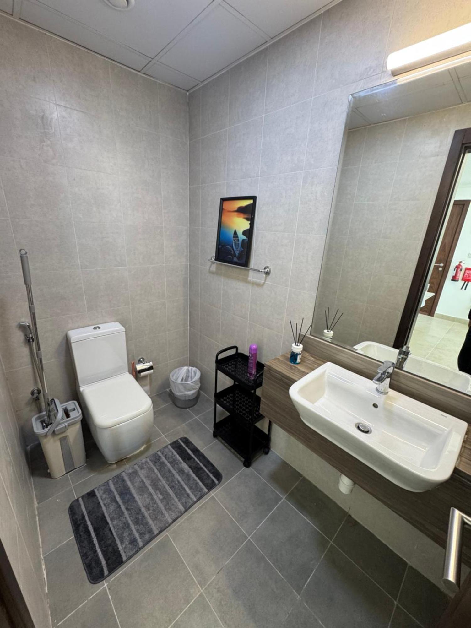 Apartment Cozy 1 Bedroom - Pool-gym, Close To Metro