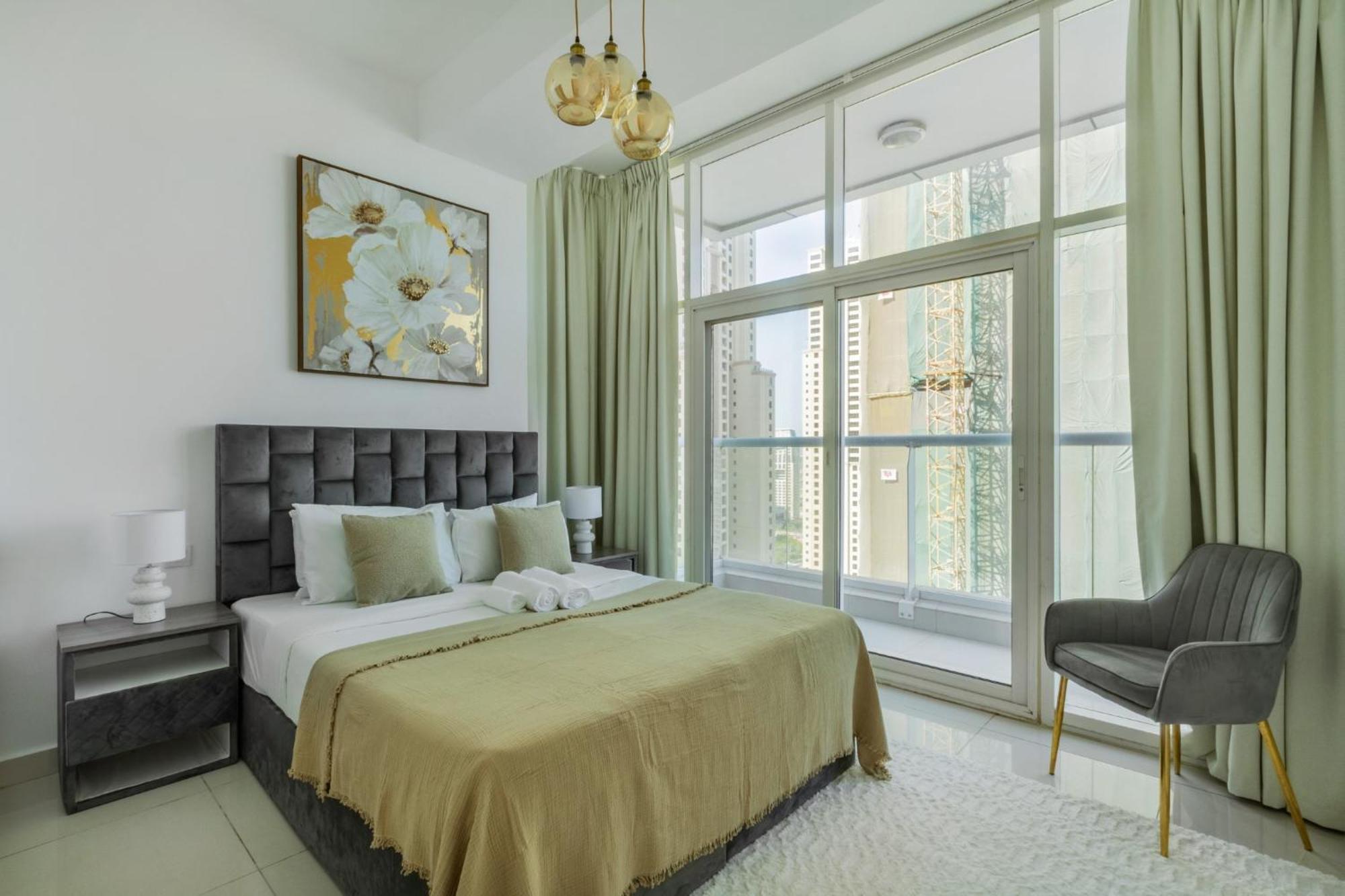 Shoresinn - Waterfront In Heart Of Marina Daire Dubai