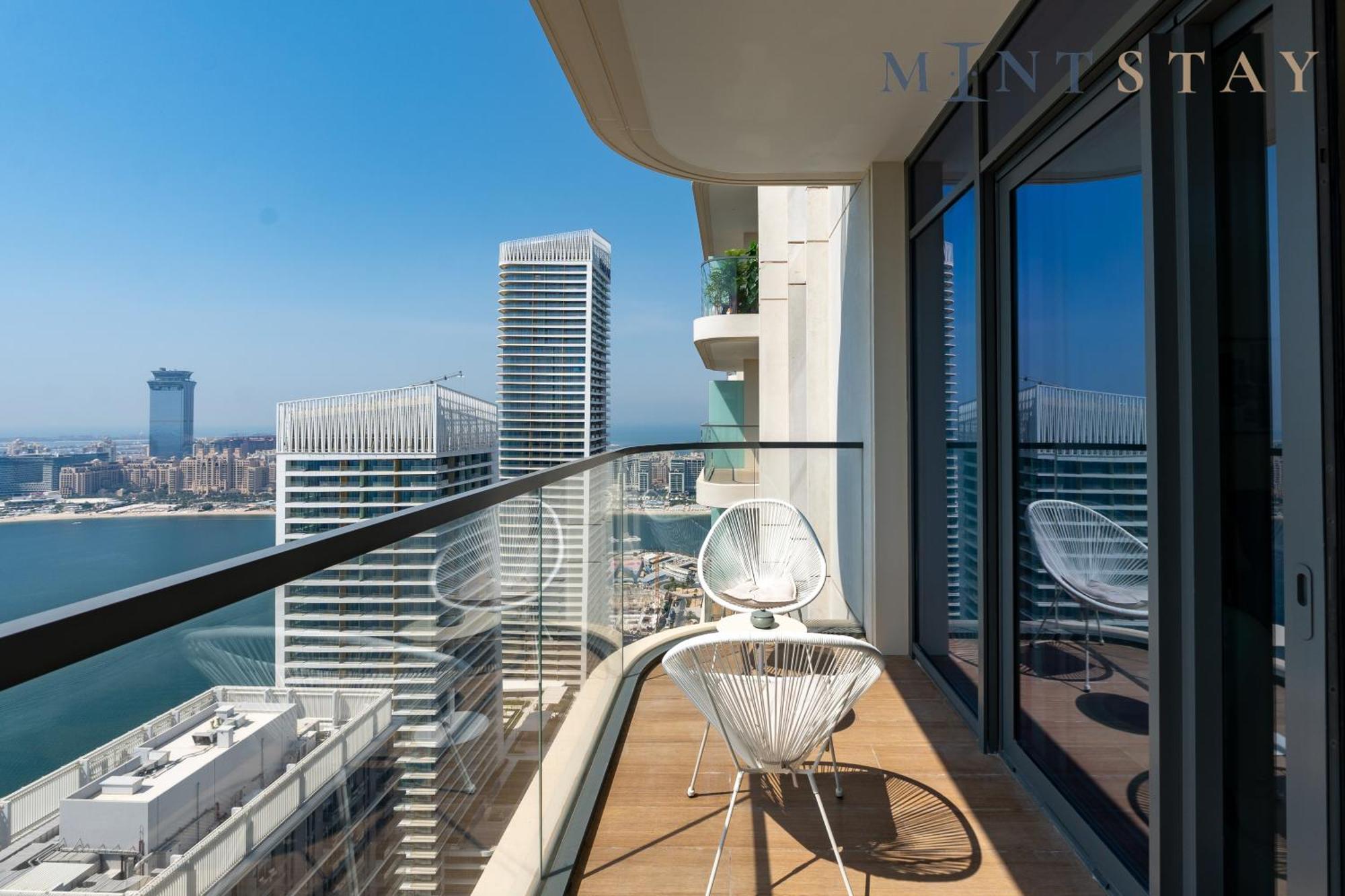 Marina Vista 2, Emaar Beachfront - Mint