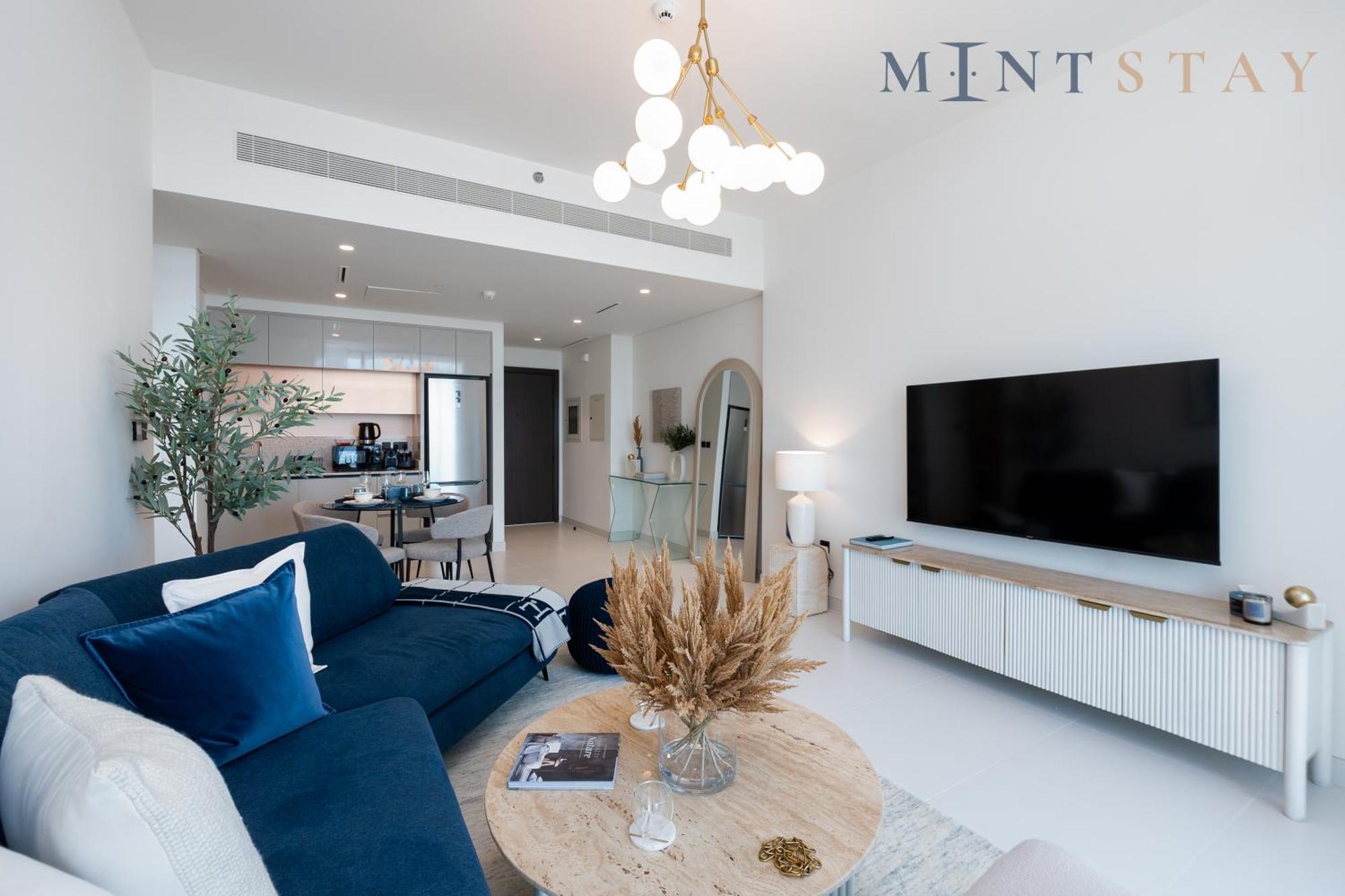 Marina Vista 2, Emaar Beachfront - Mint Apartment