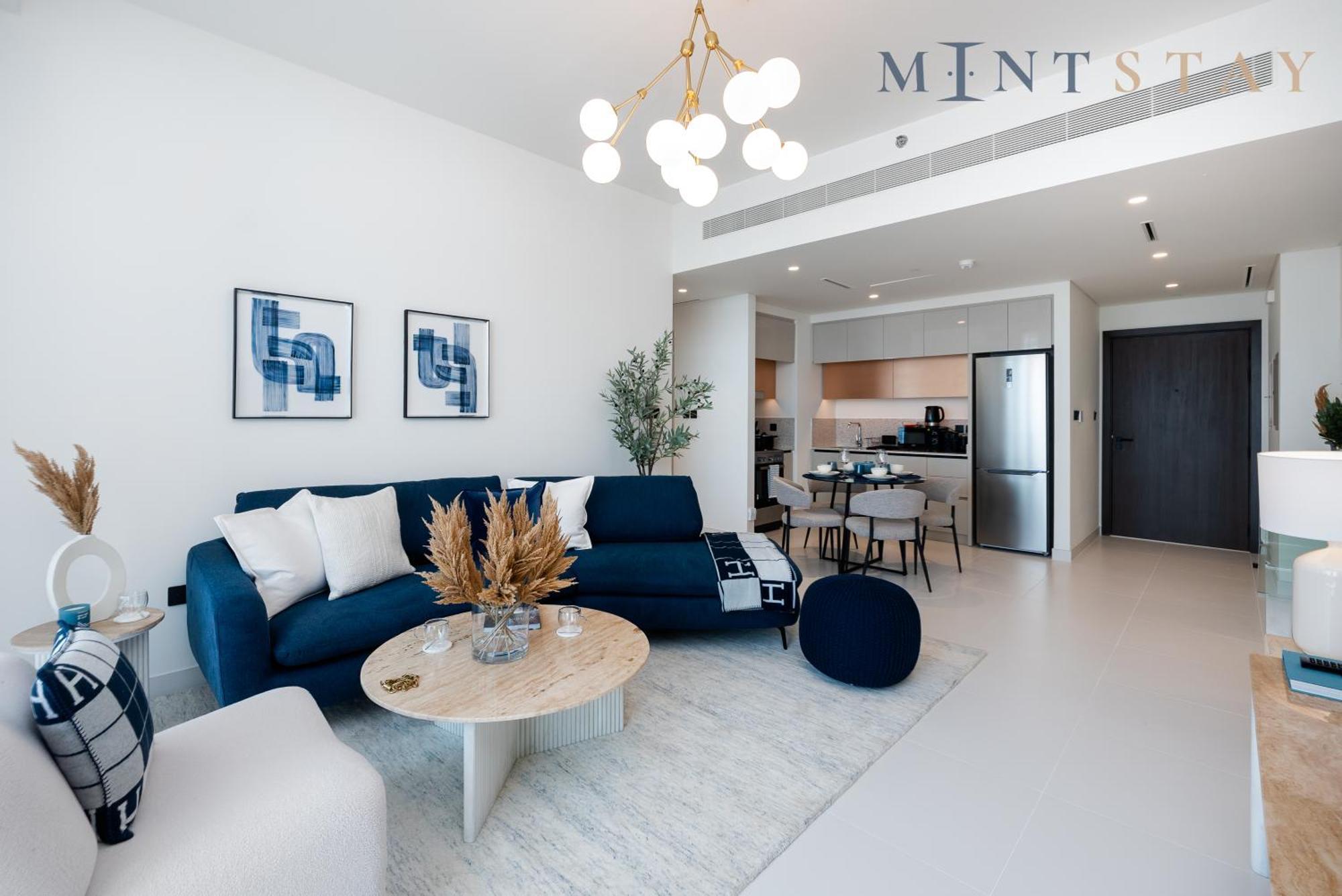 Apartment Marina Vista 2, Emaar Beachfront - Mint