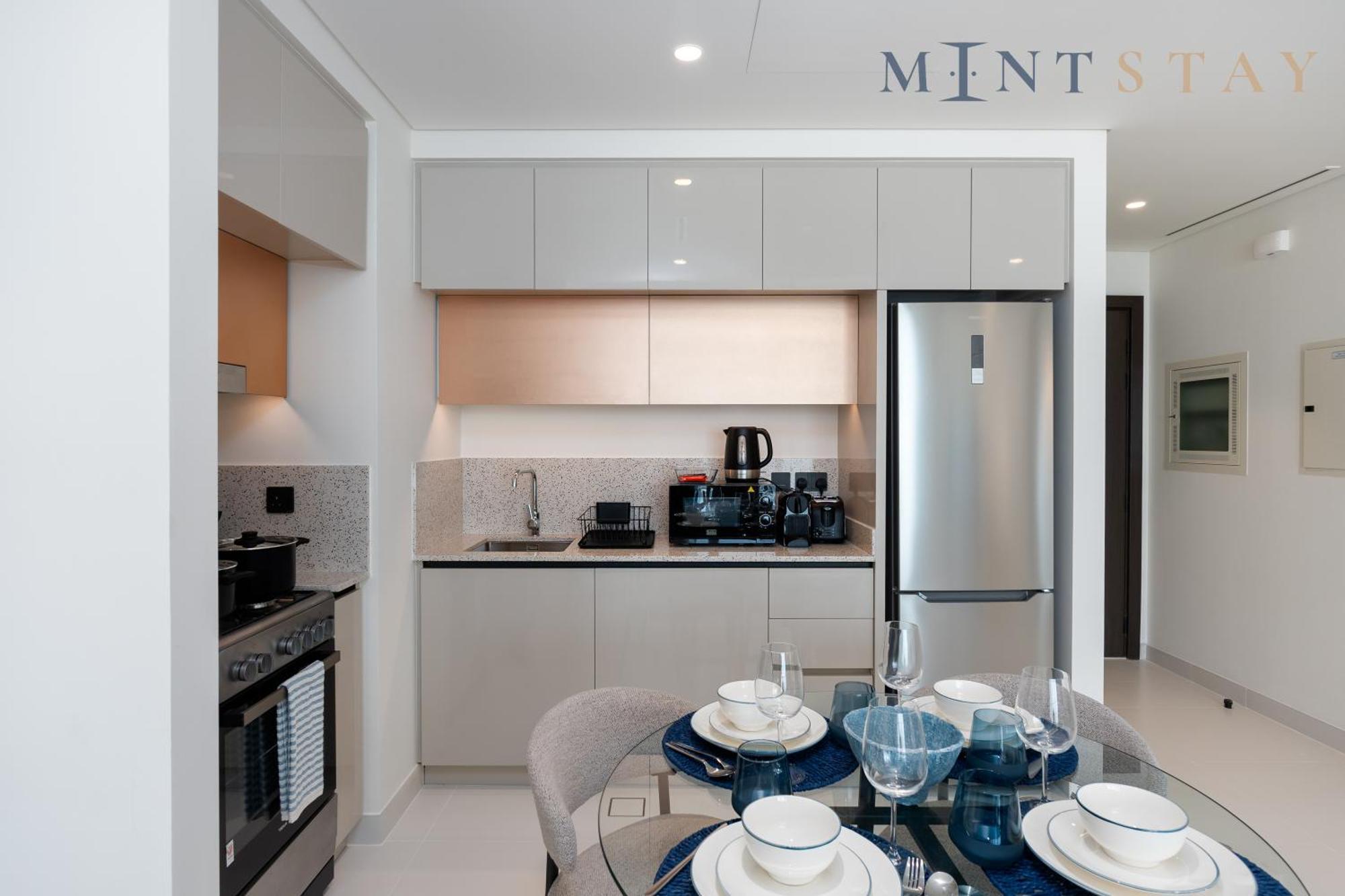 Apartment Marina Vista 2, Emaar Beachfront - Mint Dubai