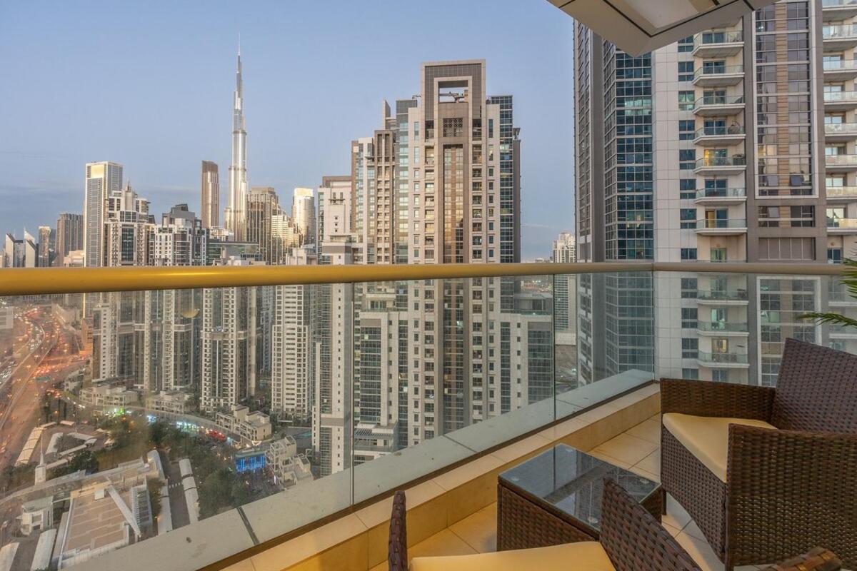 Classy 2-bedrooms With Vintage-inspired Furniture At Executive Tower M! Dubai