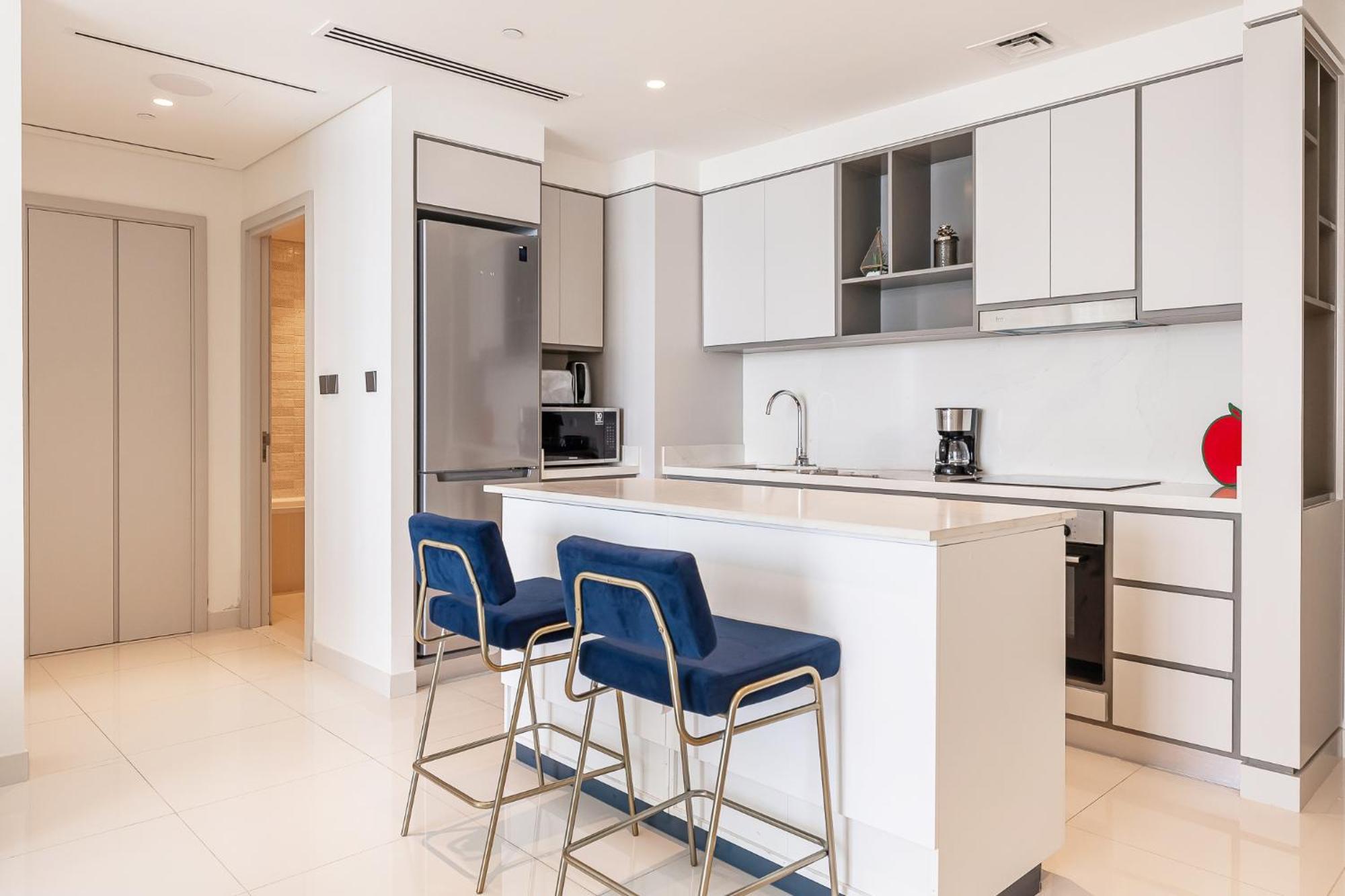 Modern With Private Access Apartment
