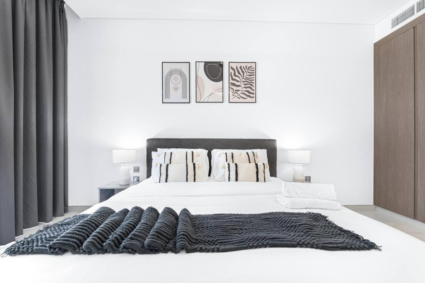 Apartamento District One Residences 11 *