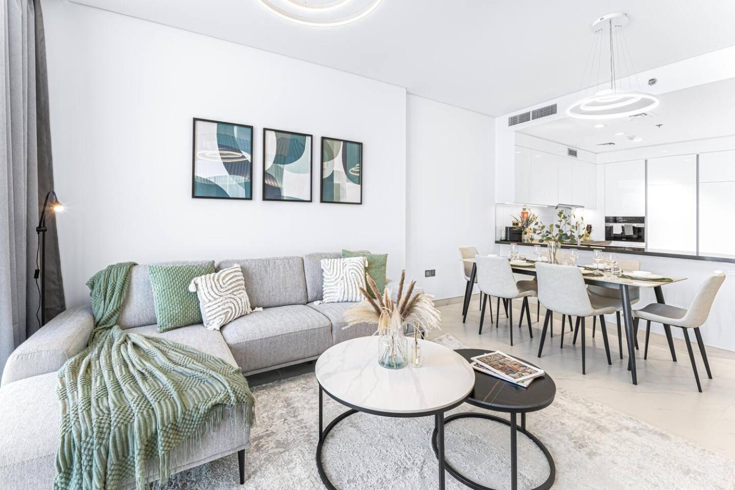 Apartamento District One Residences 11 *