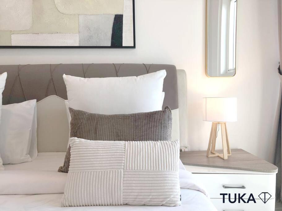 Stunning 2-bhk Golfville At Hills Prime Holiday home Dubai