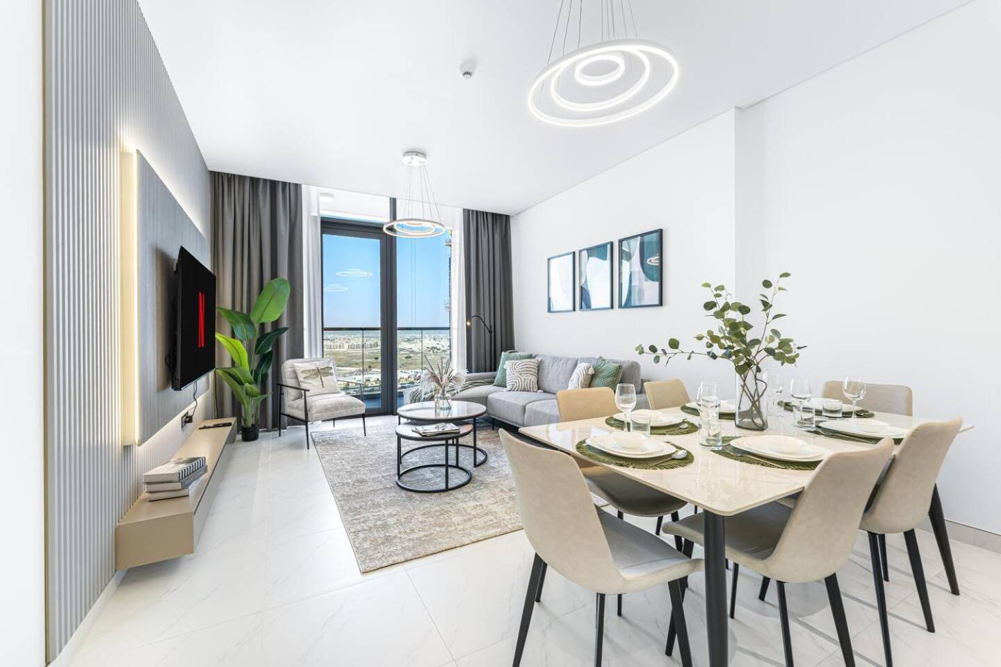 Apartamento District One Residences 11 *