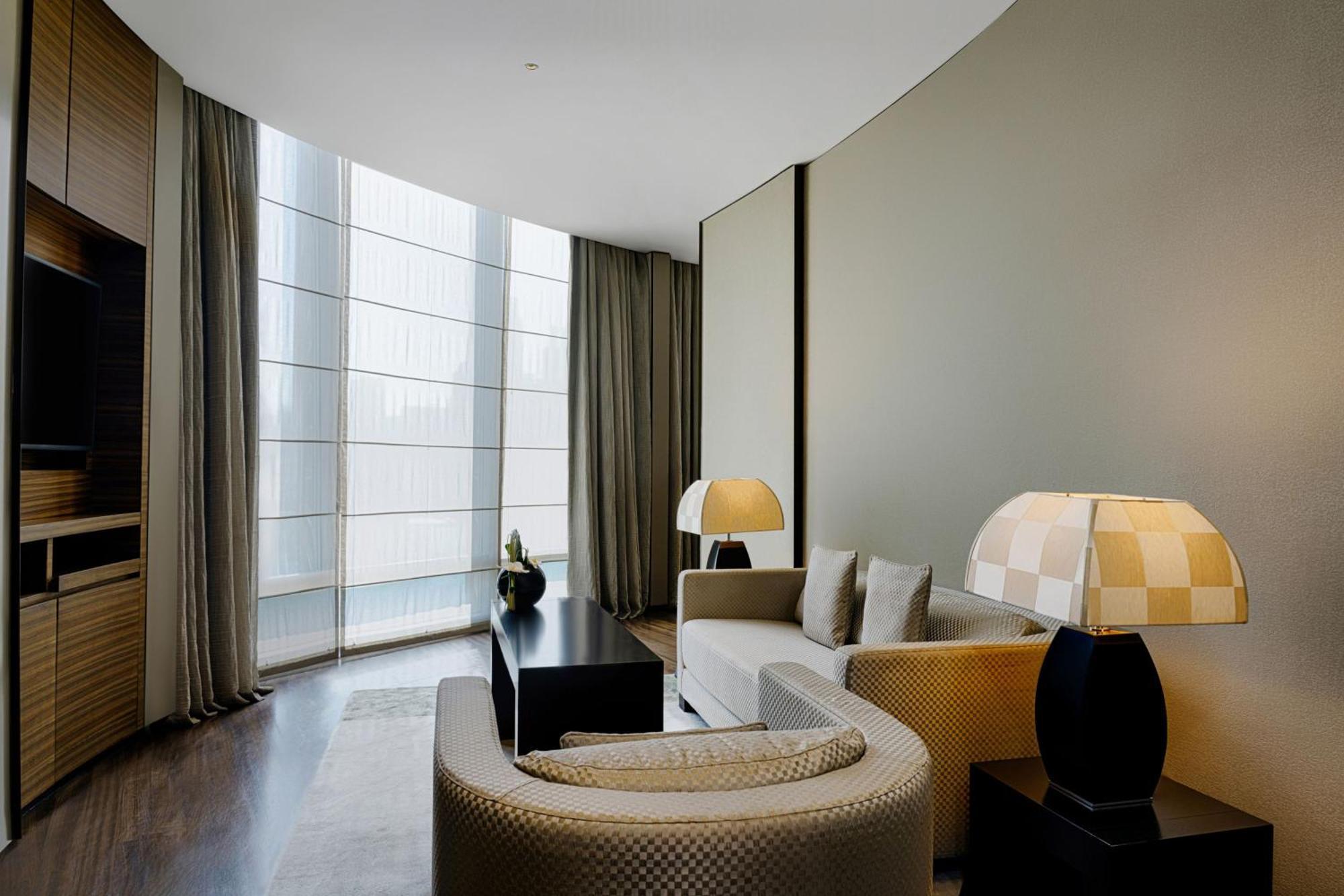 Armani Dubai, Burj Khalifa Hotel 5*