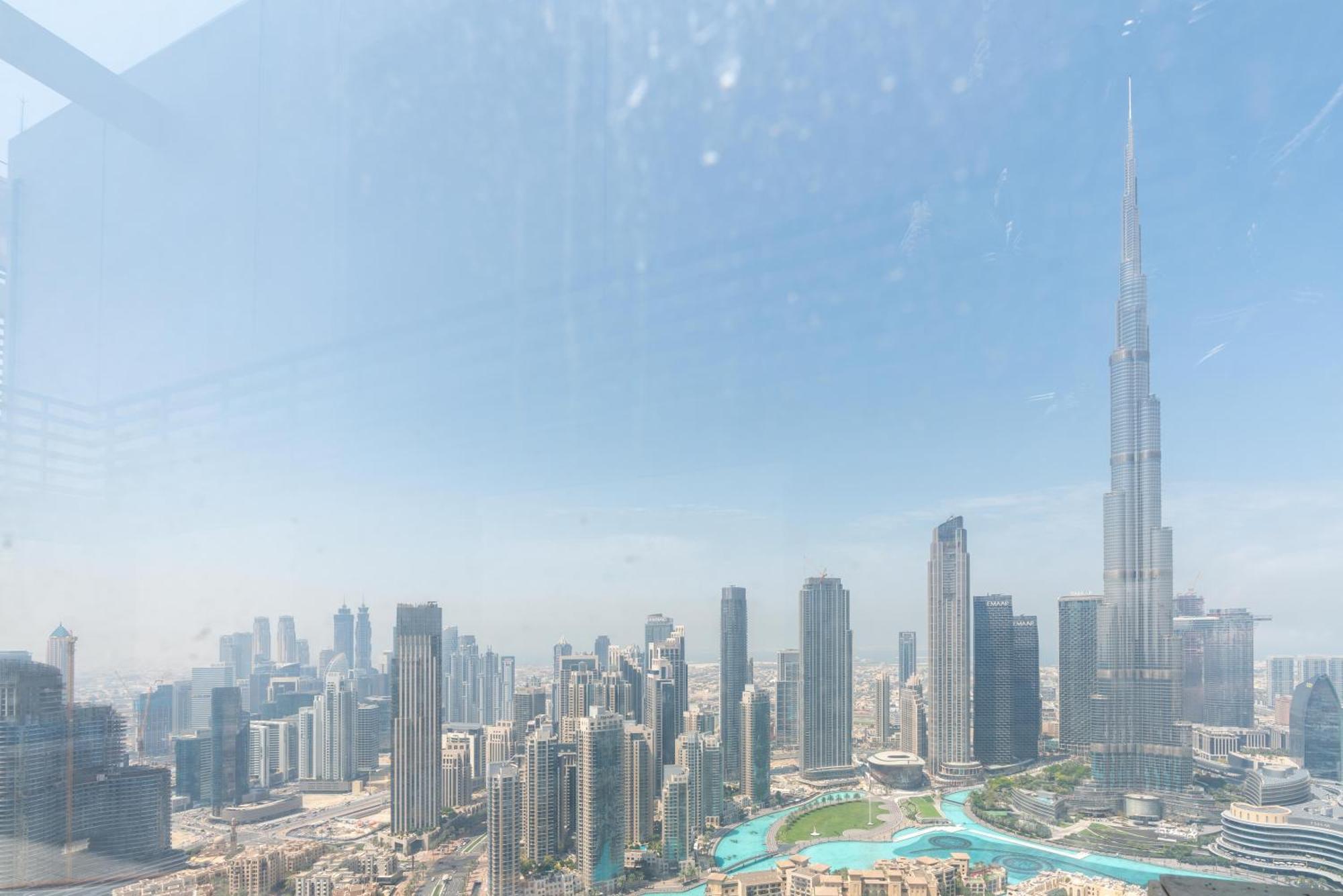 Burj Royal - Across Mall & Burj Khalifa Dubai