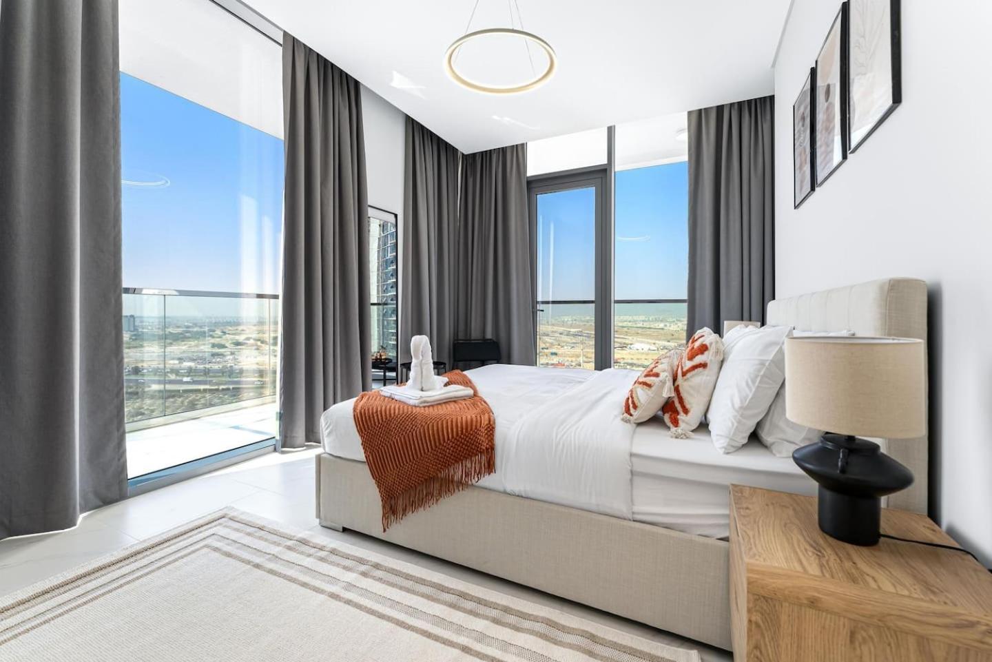 Apartamento District One Residences 11 *