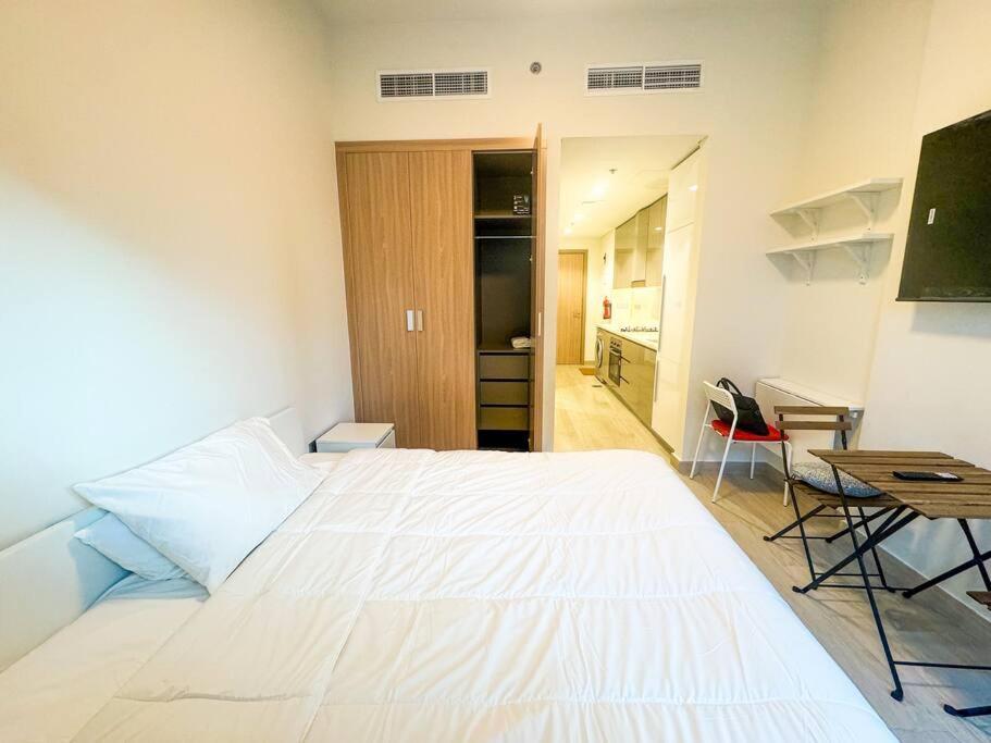 Urban Oasis - Cosy Retreat Apartment Dubai
